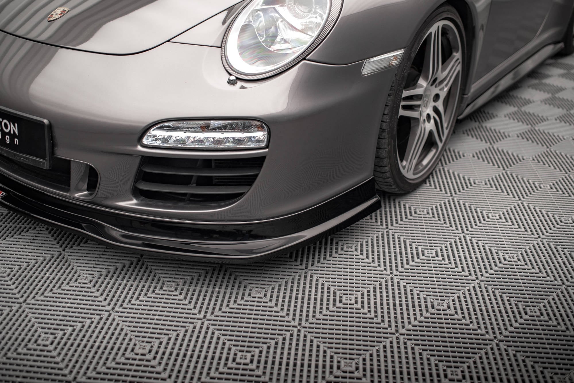 Maxton Design Splitter delantero V.1 para Porsche 911 Carrera GTS 997 Facelift - imagen 4