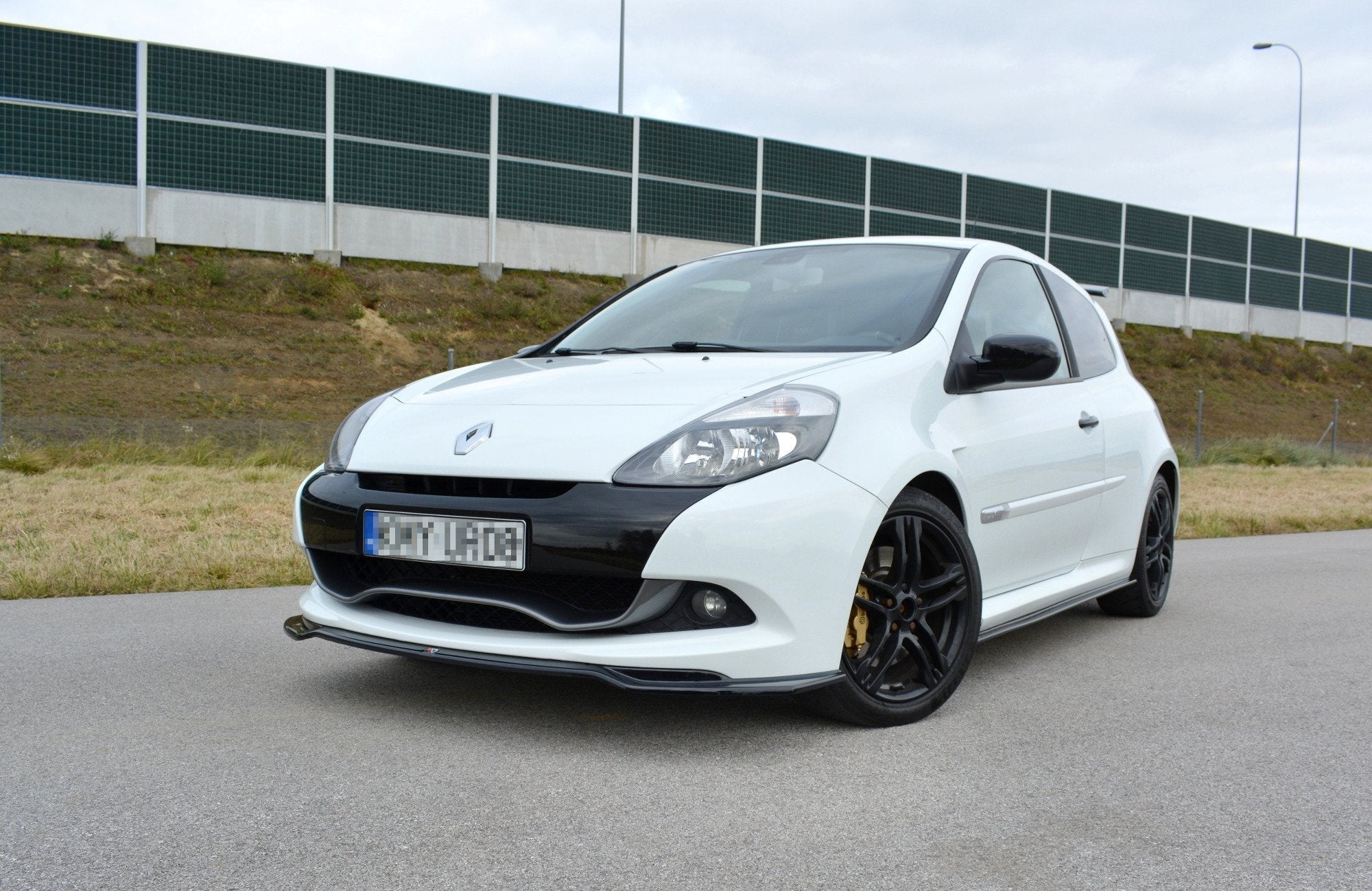 Maxton Design Splitter delantero V.1 para Renault Clio Mk3 RS Facelift - imagen 2