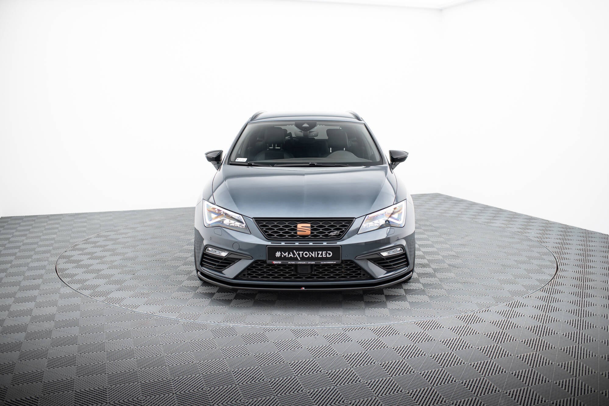 Maxton Design Splitter delantero V.1 para Seat Leon Cupra / FR Mk3 Facelift - imagen 2