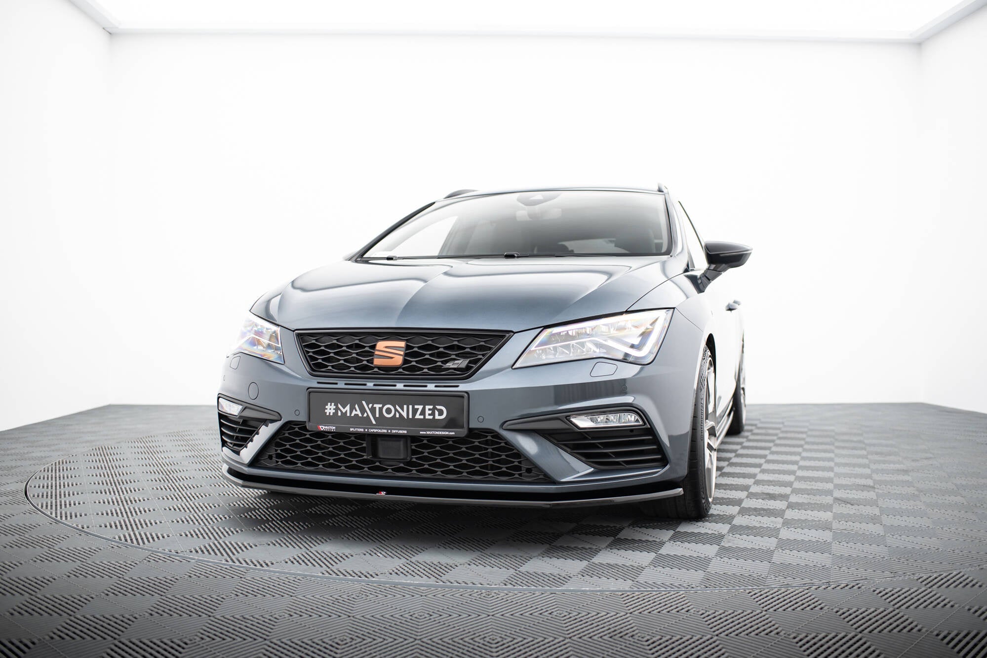 Maxton Design Splitter delantero V.1 para Seat Leon Cupra / FR Mk3 Facelift - imagen 1