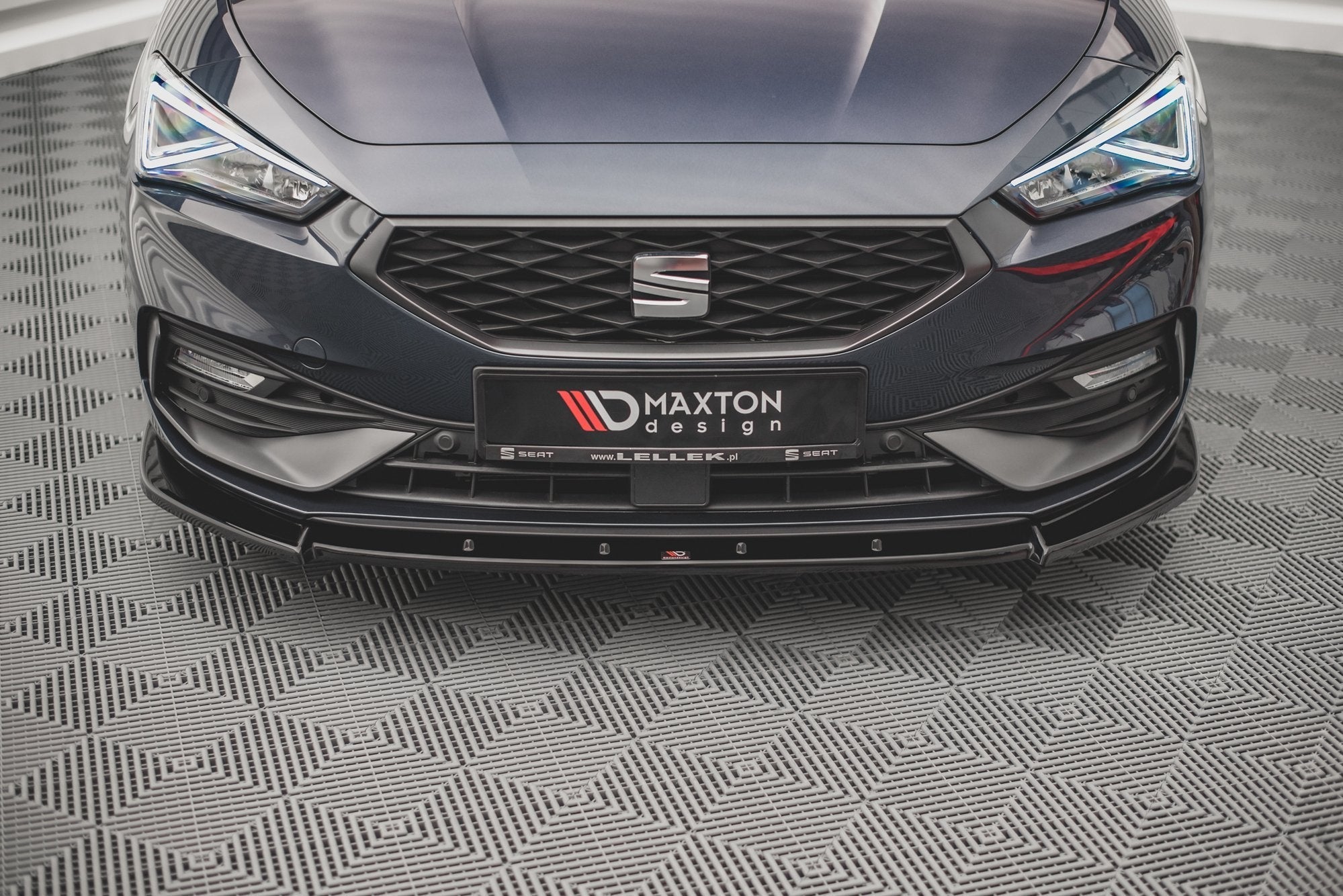 Maxton Design Splitter delantero V.1 para Seat Leon FR Mk4 - imagen 2