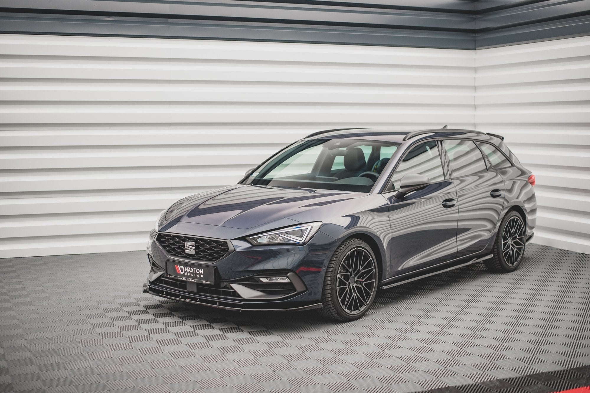 Maxton Design Splitter delantero V.1 para Seat Leon FR Mk4 - imagen 1