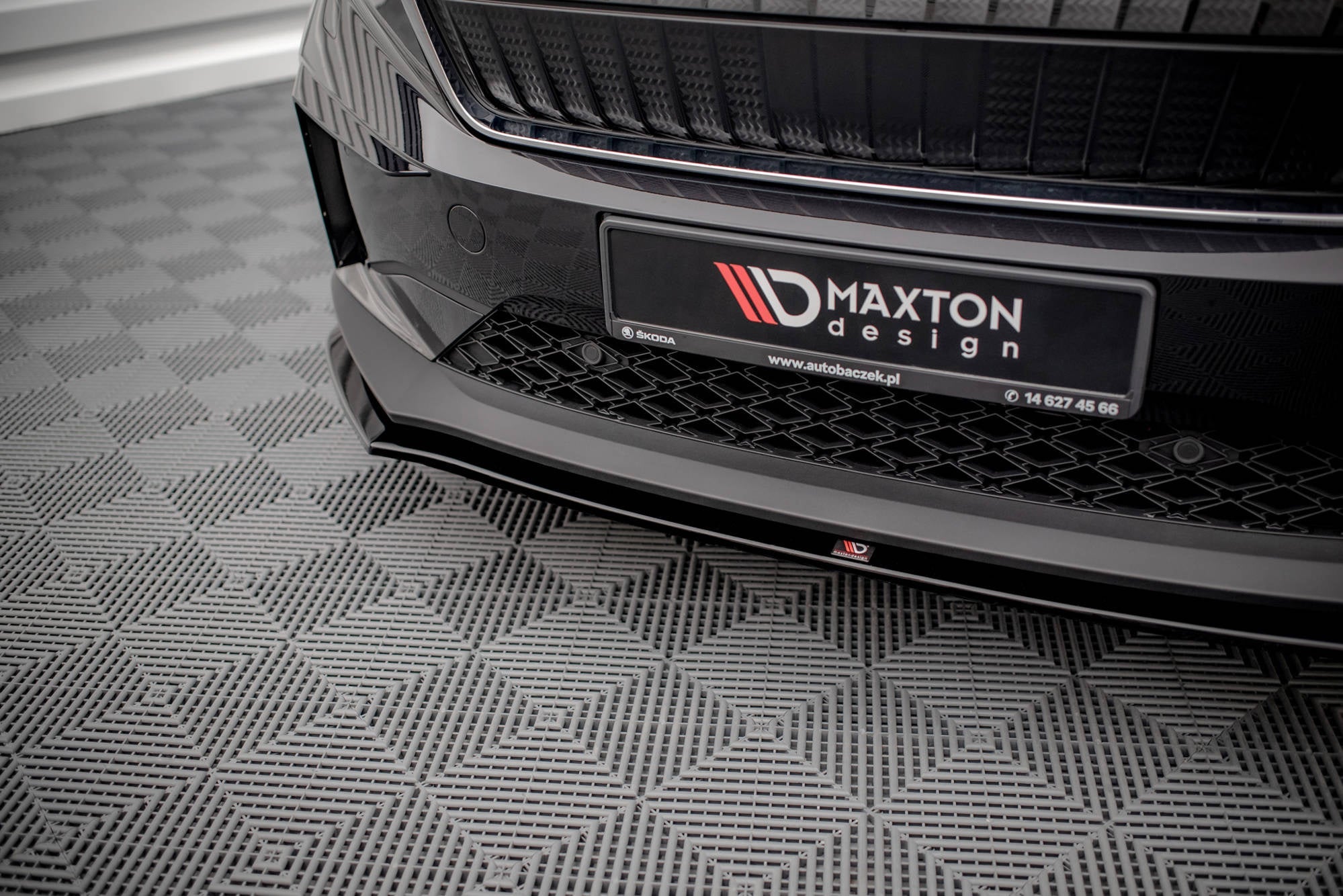 Maxton Design Splitter delantero V.1 para Skoda Enyaq iV - imagen 3