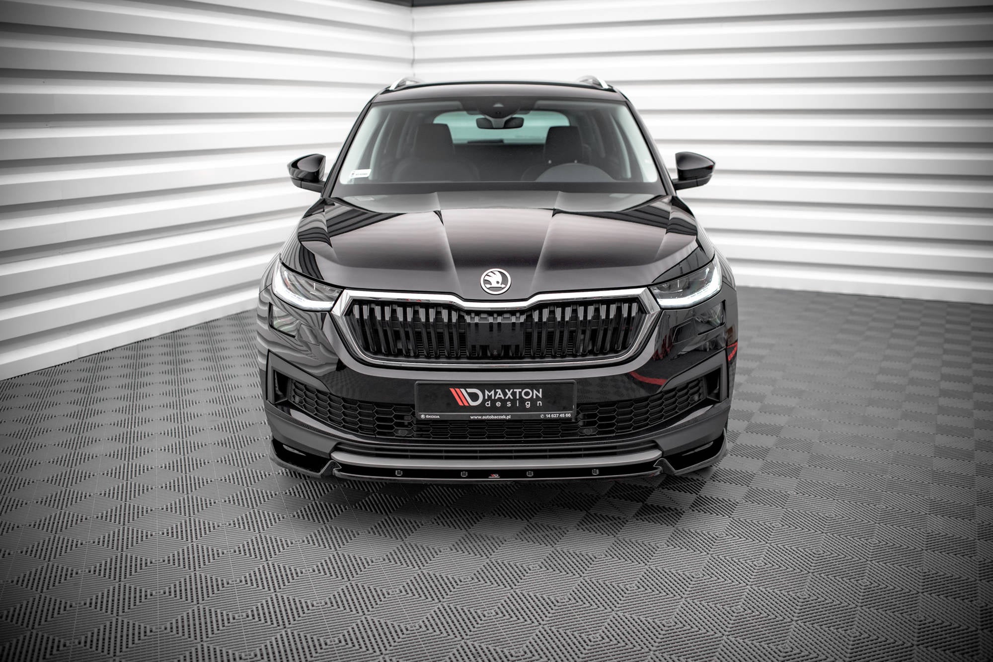 Maxton Design Splitter delantero V.1 para Skoda Kodiaq Mk1 Facelift - imagen 2