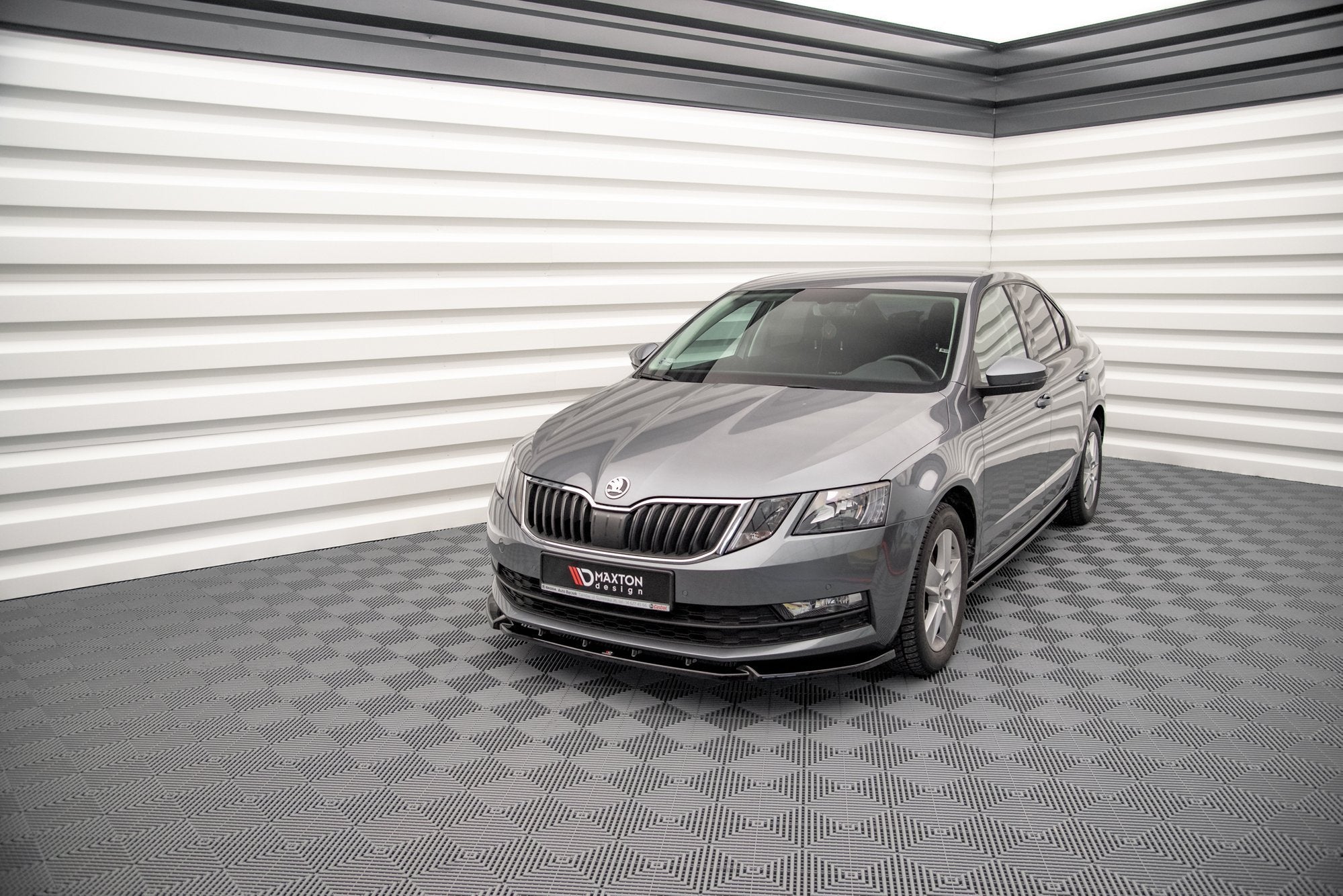 Maxton Design Splitter delantero V.1 para Skoda Octavia Mk3 Facelift - imagen 2