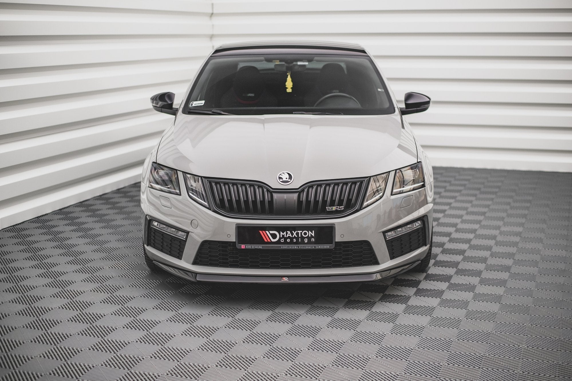 Maxton Design Splitter delantero V.1 para Skoda Octavia RS Mk3 Facelift - imagen 2