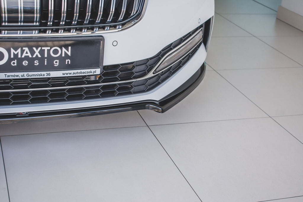 Maxton Design Splitter delantero V.1 para Skoda Superb Liftback / Combi Mk3 Facelift - imagen 3