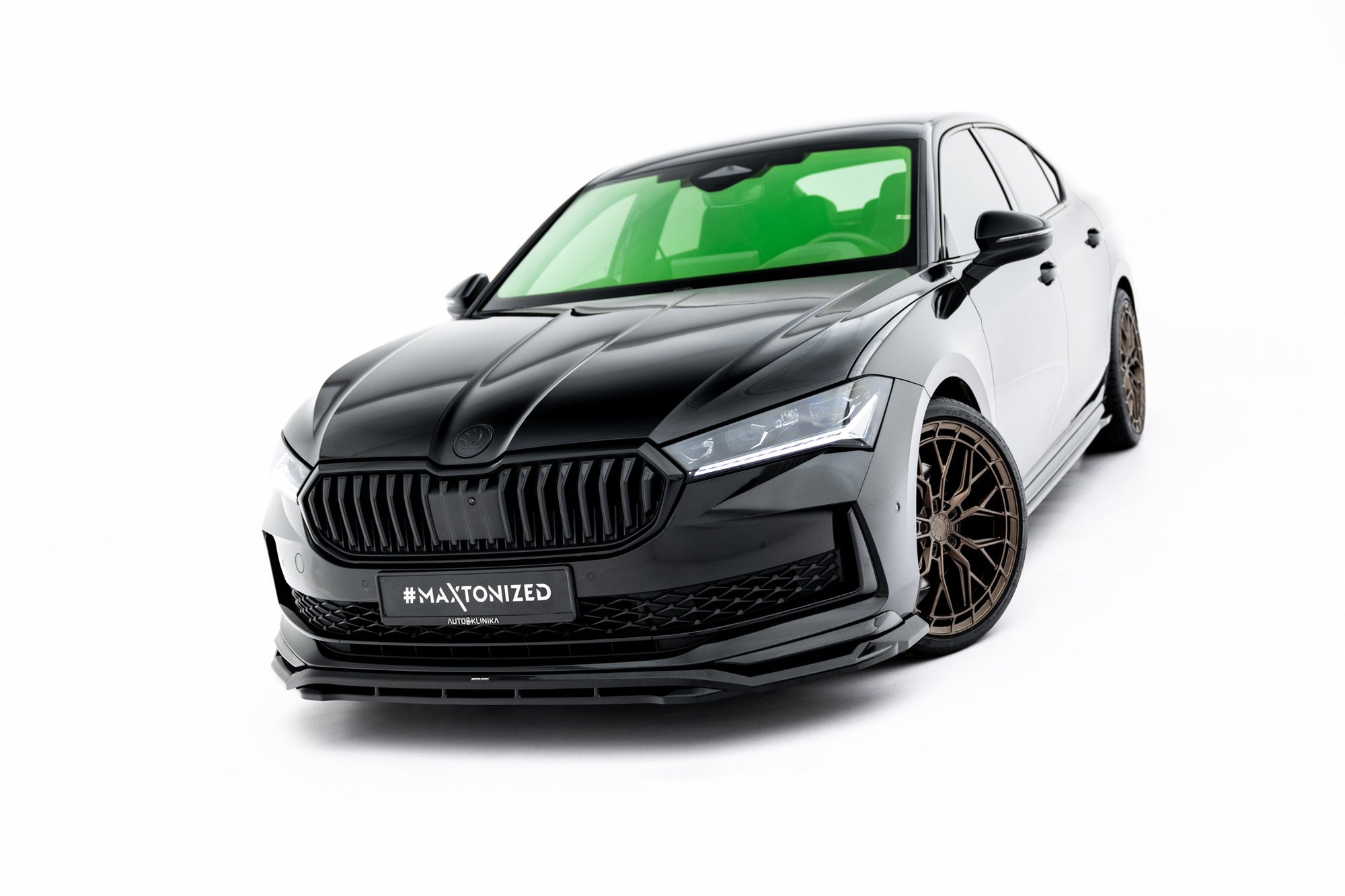 Maxton Design Splitter delantero V.1 para Skoda Superb Sportline Mk4 - imagen 4