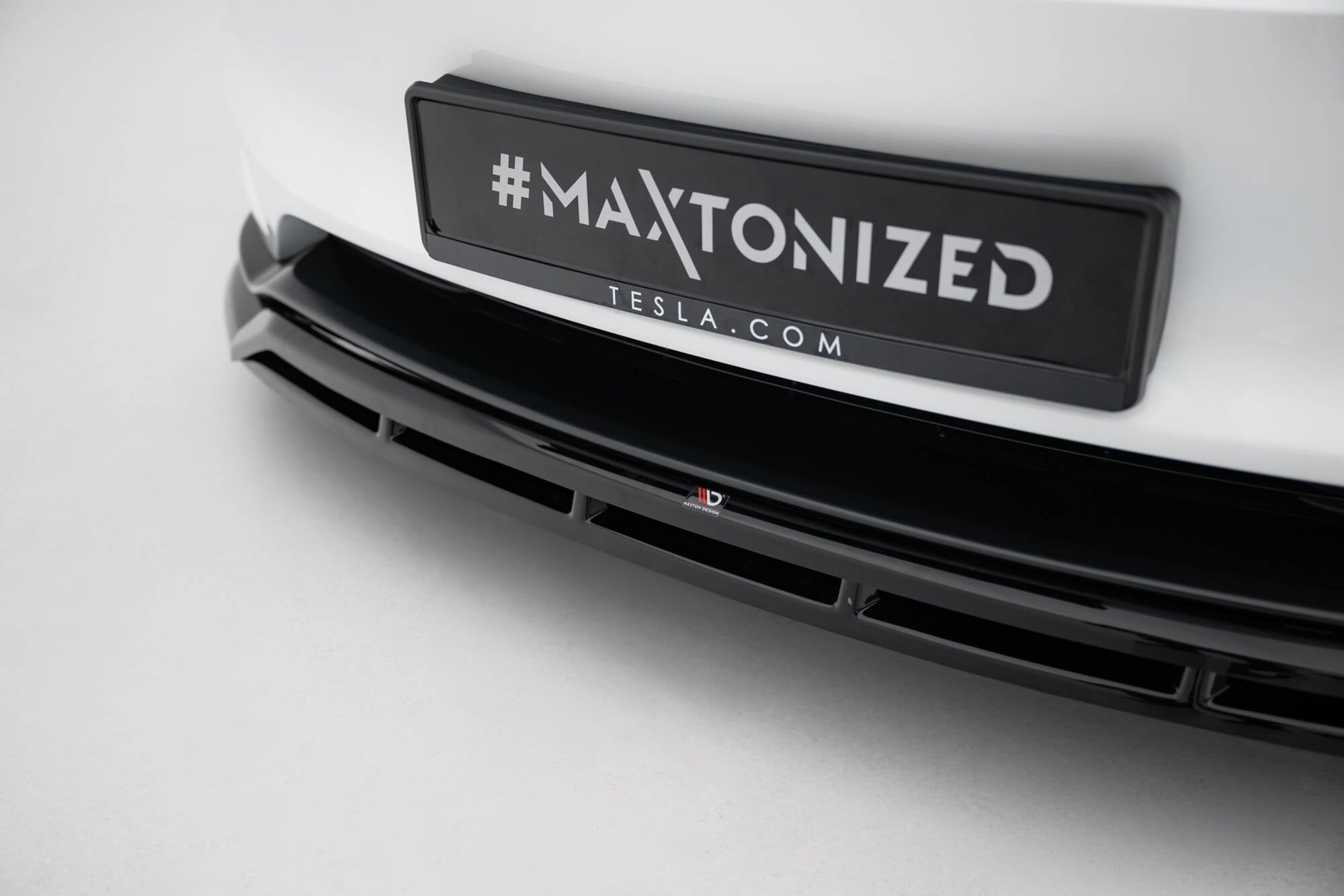 Maxton Design Splitter delantero V.1 para Tesla Model 3 Performance Mk1 Facelift - imagen 3