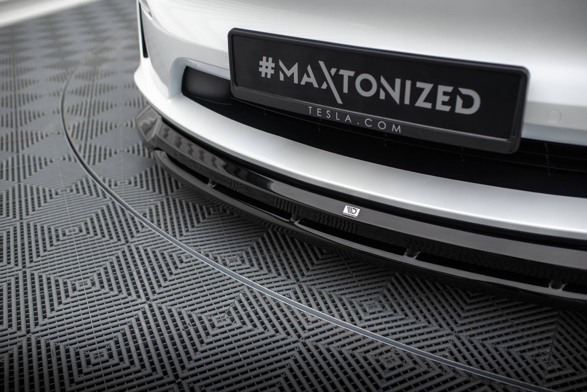 Maxton Design Splitter delantero V.1 para Tesla Model X Mk1 Facelift - imagen 3