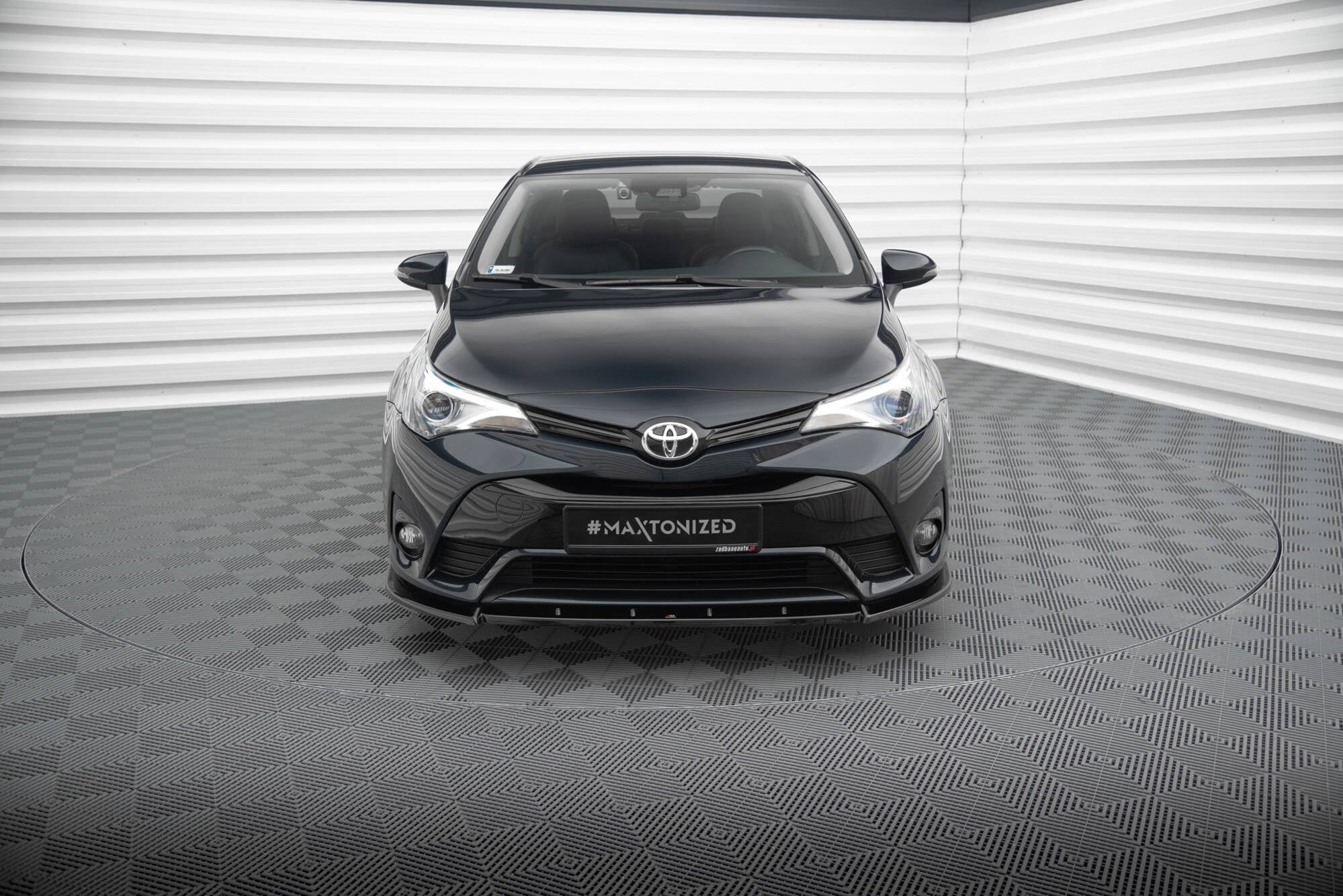 Maxton Design Splitter delantero V.1 para Toyota Avensis Mk3 Facelift - imagen 2