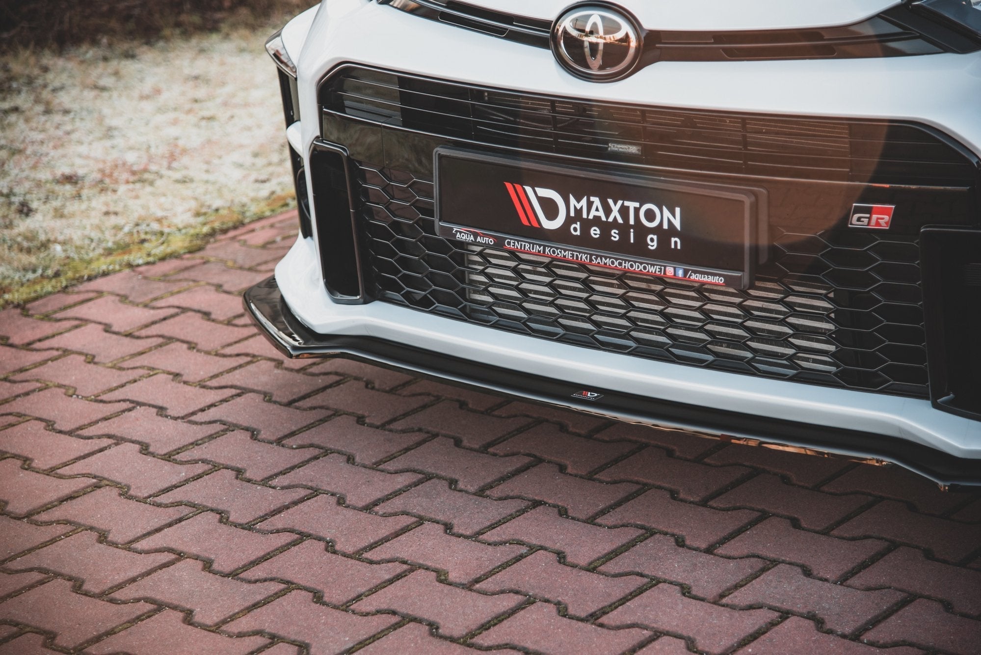 Maxton Design Splitter delantero V.1 para Toyota GR Yaris Mk4 - imagen 3