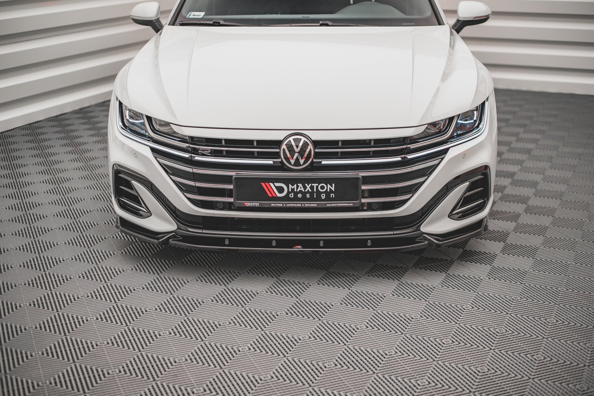 Maxton Design Splitter delantero V.1 para Volkswagen Arteon R-Line Sedan / Shooting Brake Mk1 Facelift - imagen 2
