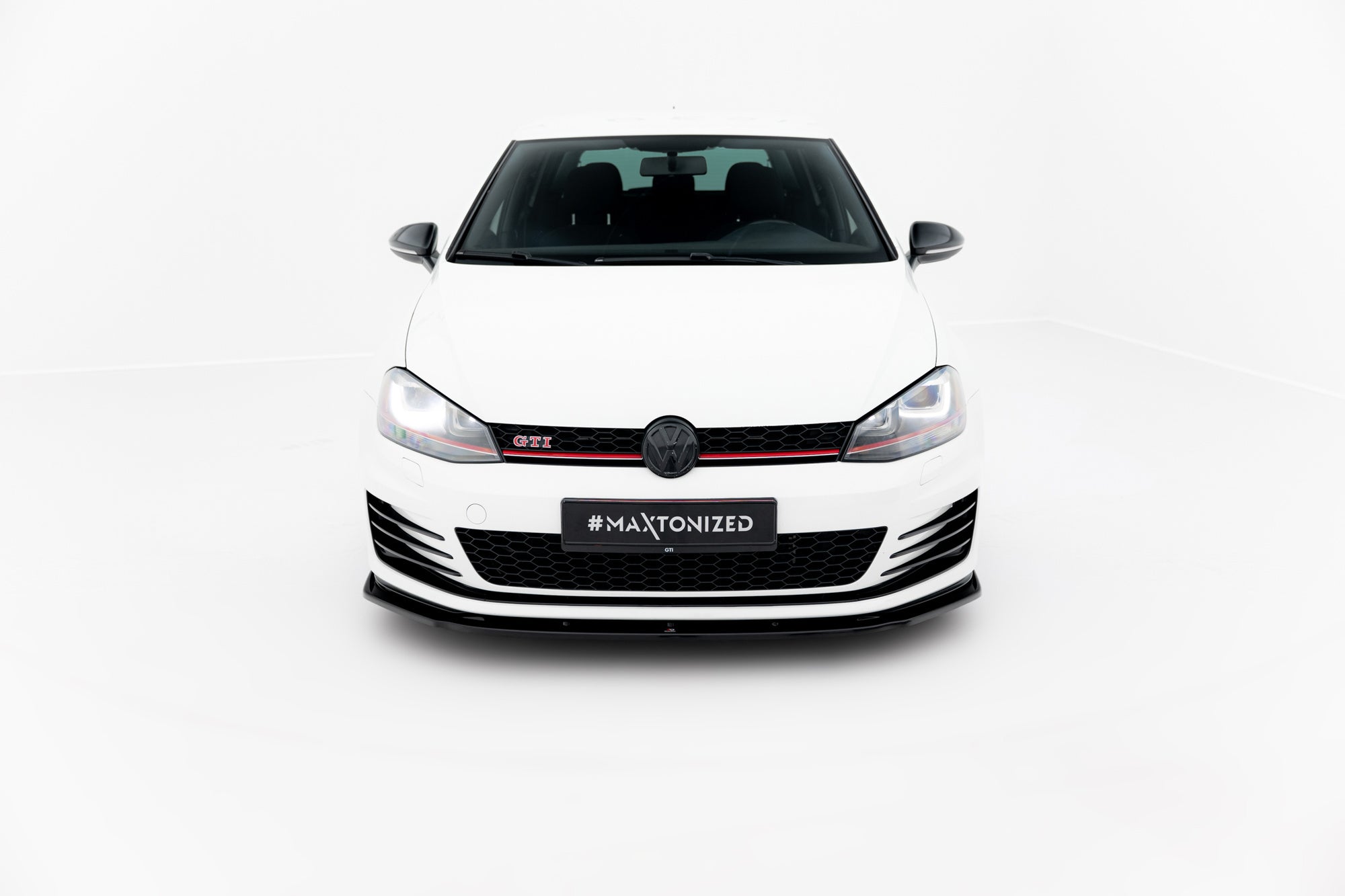 Maxton Design Splitter delantero V.1 para Volkswagen Golf GTI / GTD Mk7 - imagen 2