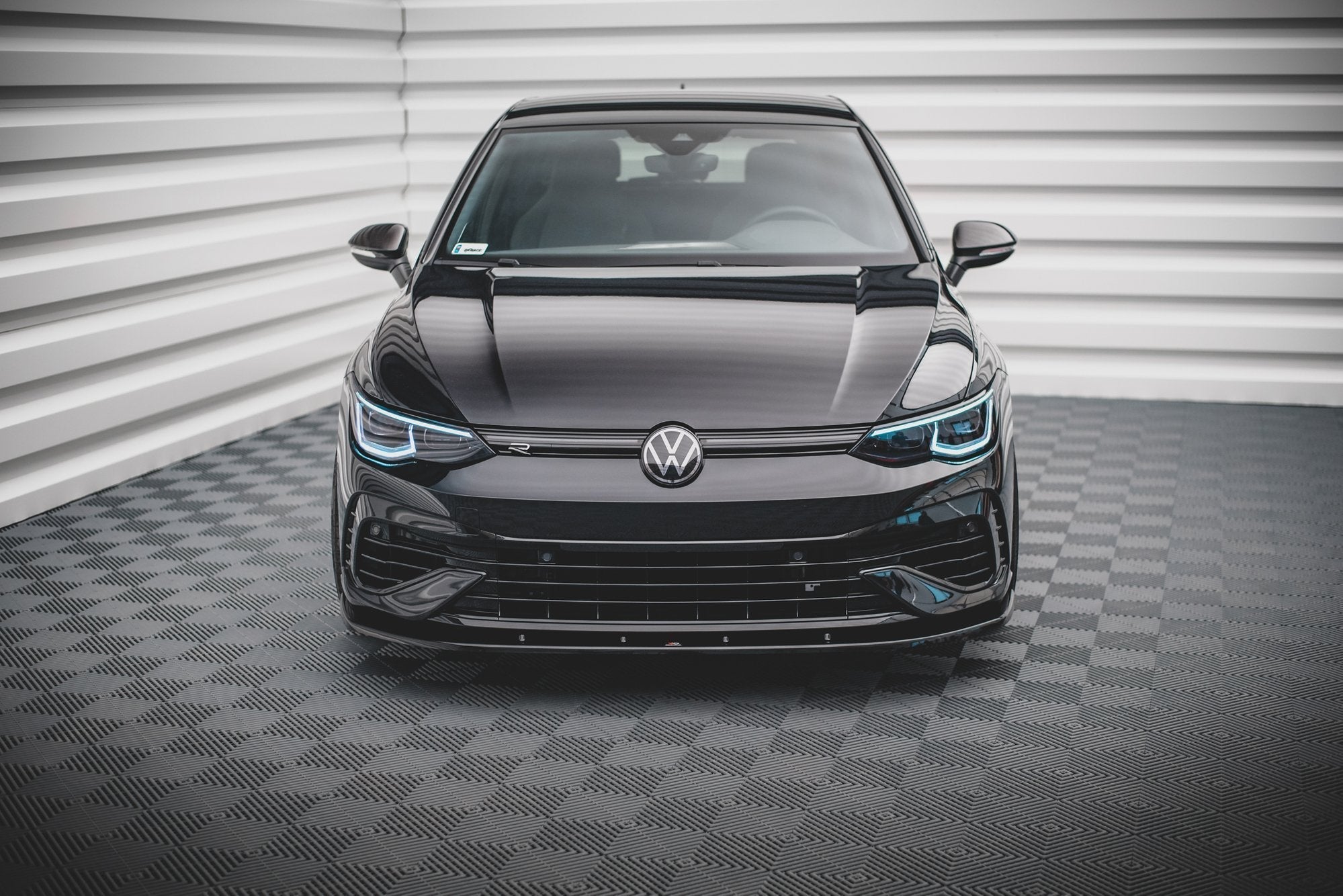 Maxton Design Splitter delantero V.1 para Volkswagen Golf R Hatchback / Variant Mk8 - imagen 2