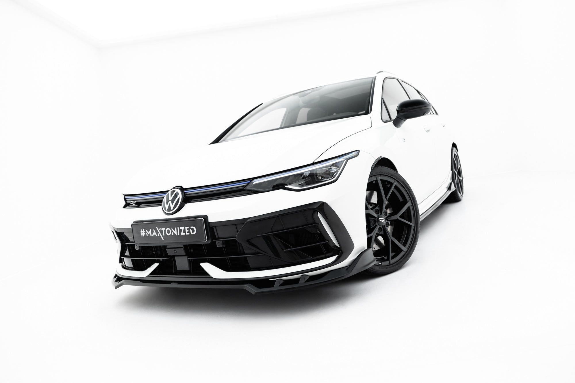 Maxton Design Splitter delantero V.1 para Volkswagen Golf R Variant Mk8 Facelift - imagen 2