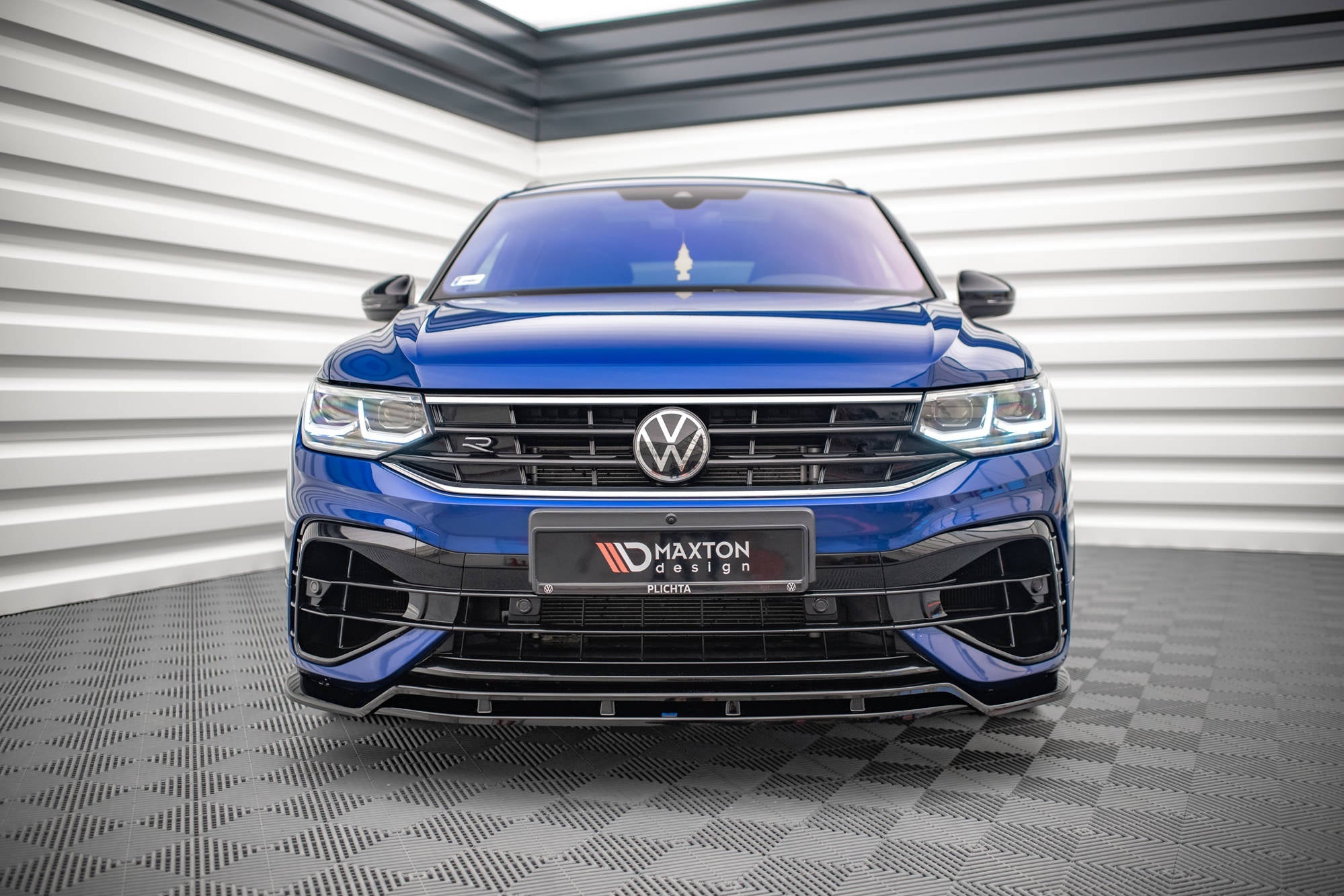 Maxton Design Splitter delantero V.1 para Volkswagen Tiguan R / R-Line Mk2 Facelift - imagen 2