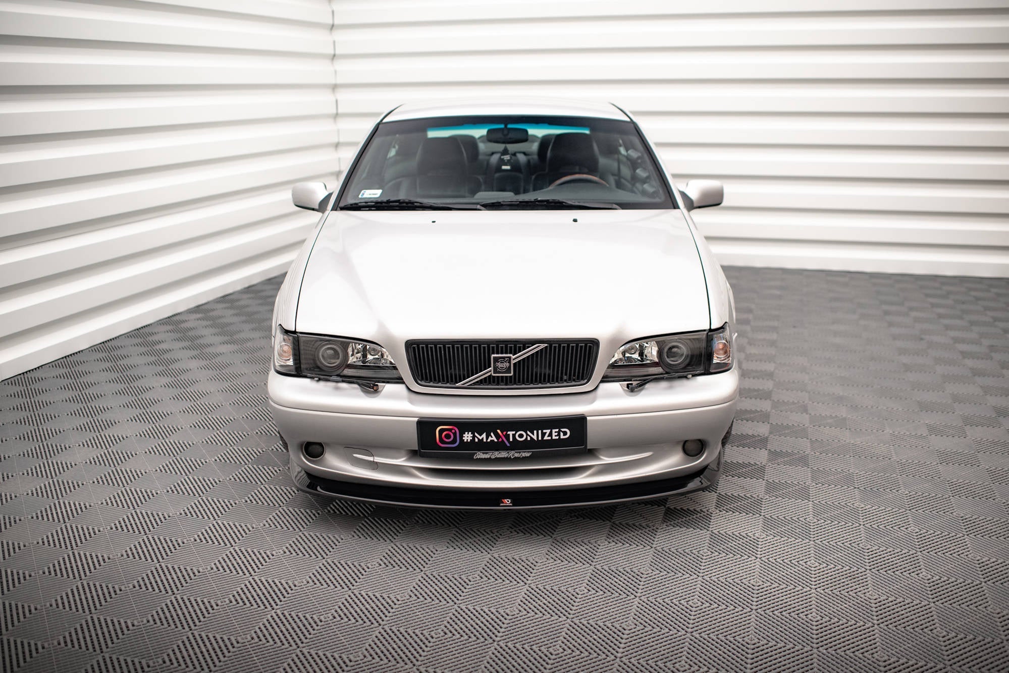 Maxton Design Splitter delantero V.1 para Volvo C70 Mk1 - imagen 2