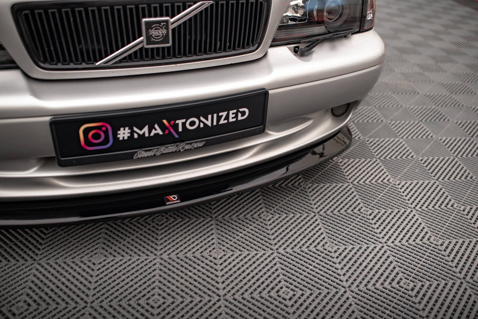 Maxton Design Splitter delantero V.1 para Volvo C70 Mk1 - imagen 3