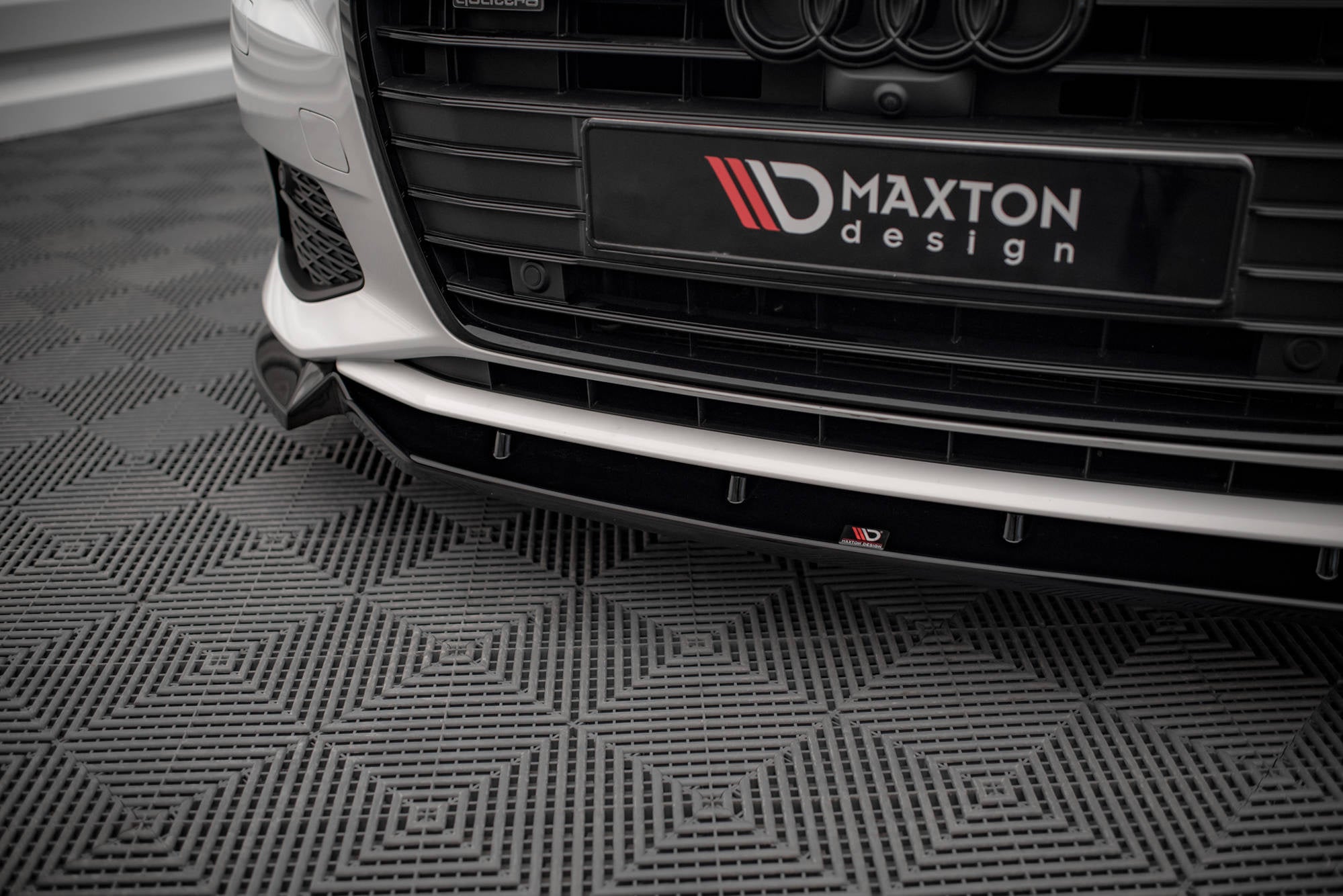 Maxton Design Splitter delantero V.2 para Audi A6 C8 - imagen 3