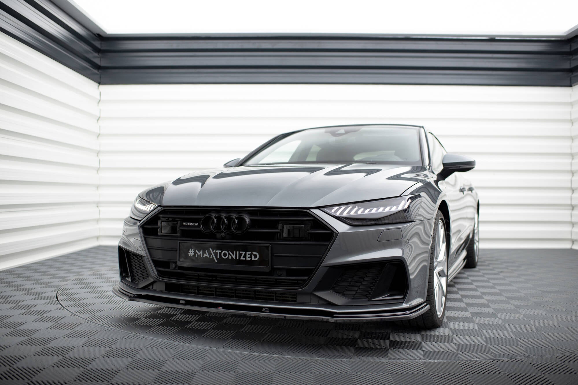 Maxton Design Splitter delantero V.2 para Audi A7 S-Line C8 / S7 C8 / C8 Facelift / S7 Facelift - imagen 1