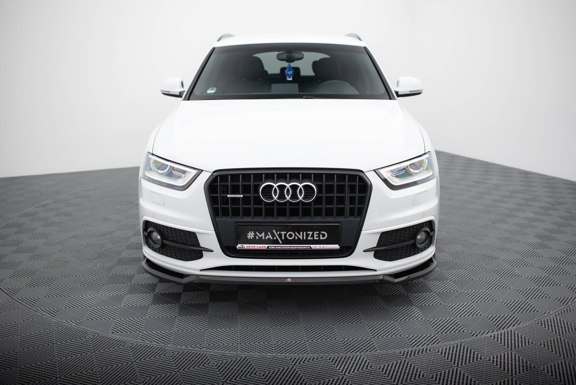 Maxton Design Splitter delantero V.2 para Audi Q3 S-line 8U - imagen 2