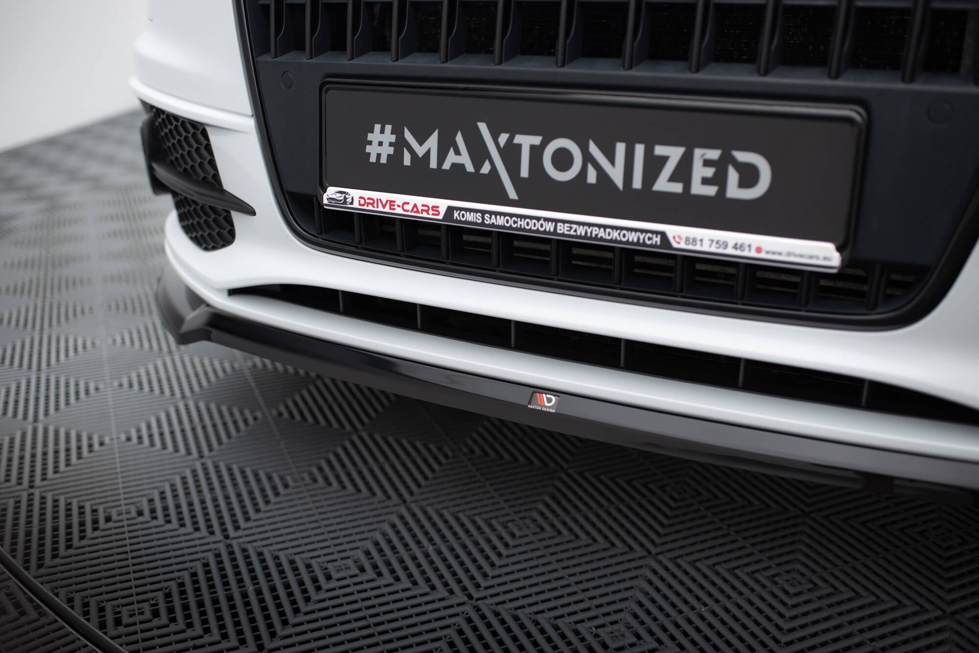 Maxton Design Splitter delantero V.2 para Audi Q3 S-line 8U - imagen 3