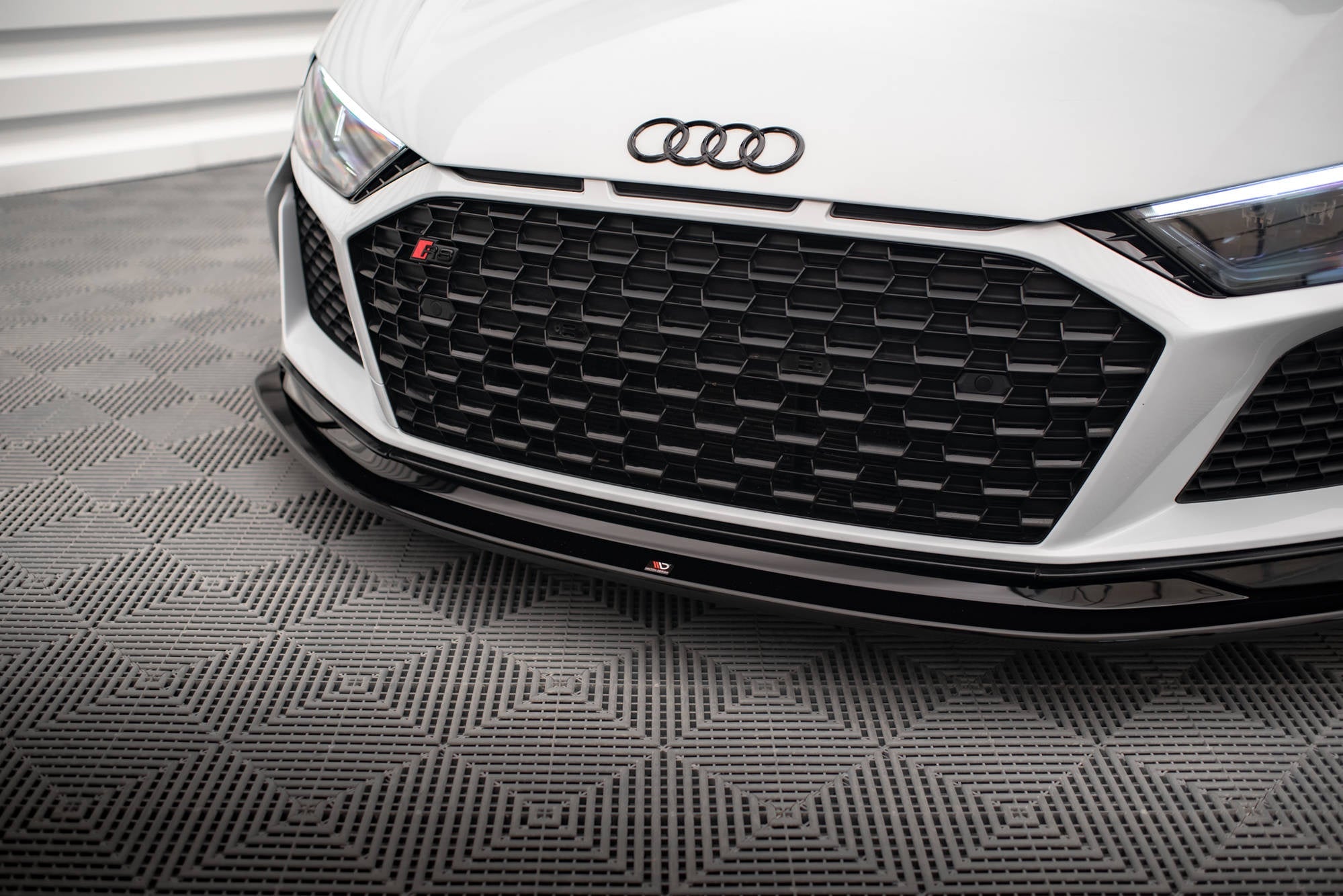 Maxton Design Splitter delantero V.2 para Audi R8 Mk2 Facelift - imagen 3