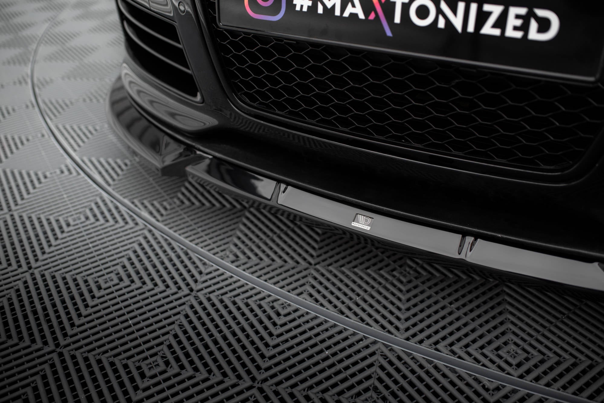 Maxton Design Splitter delantero V.2 para Audi RS6 Avant C6 - imagen 3