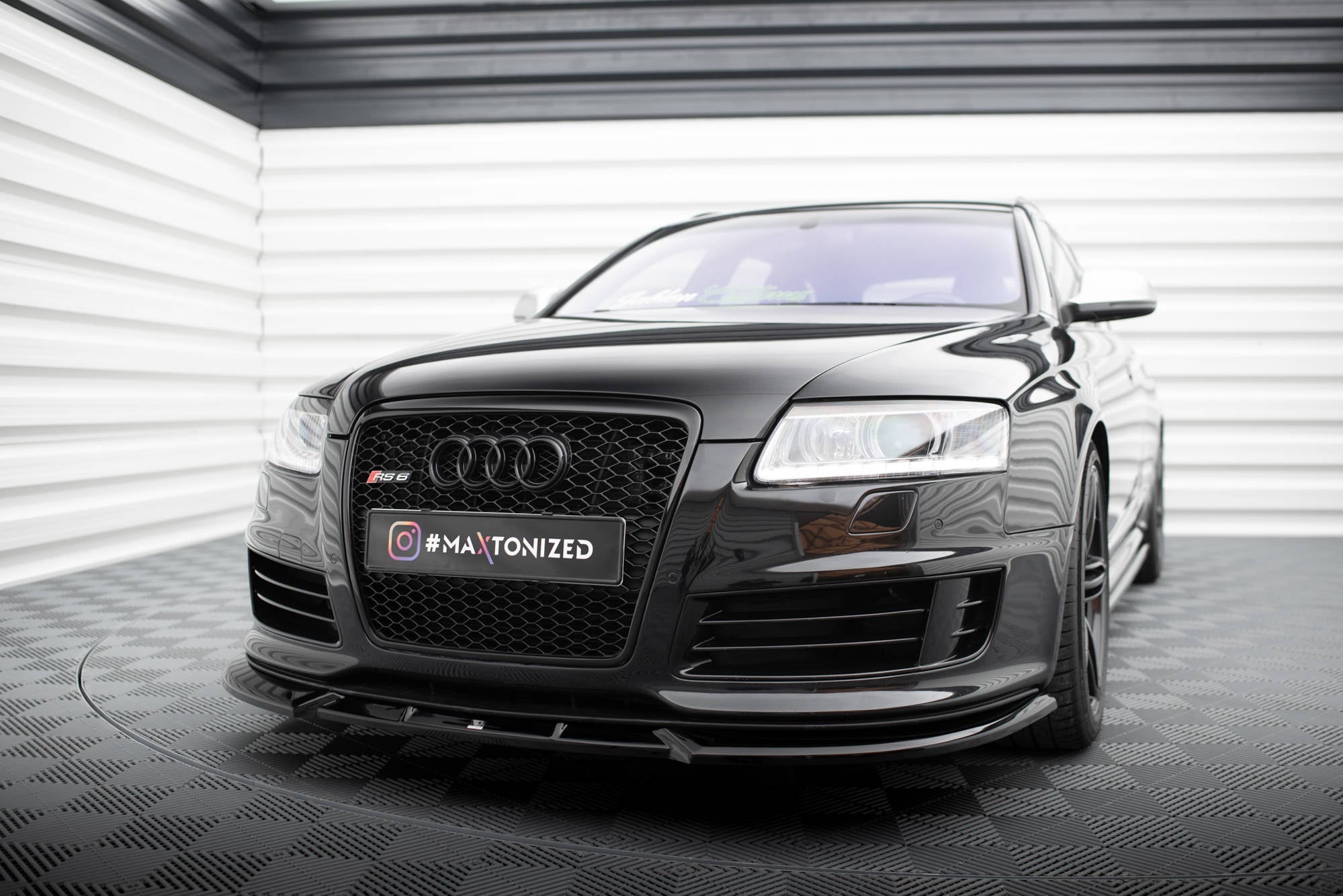 Maxton Design Splitter delantero V.2 para Audi RS6 Avant C6 - imagen 1