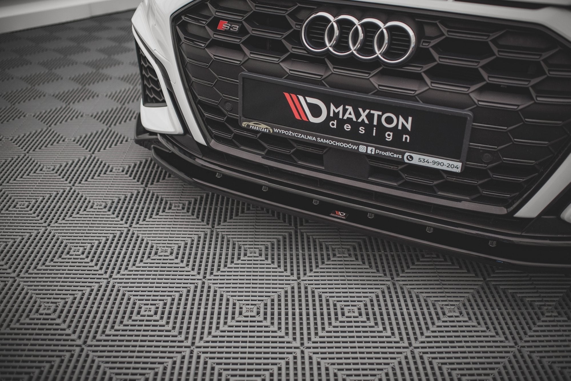 Maxton Design Splitter delantero V.2 para Audi S3 / A3 S-Line 8Y - imagen 3
