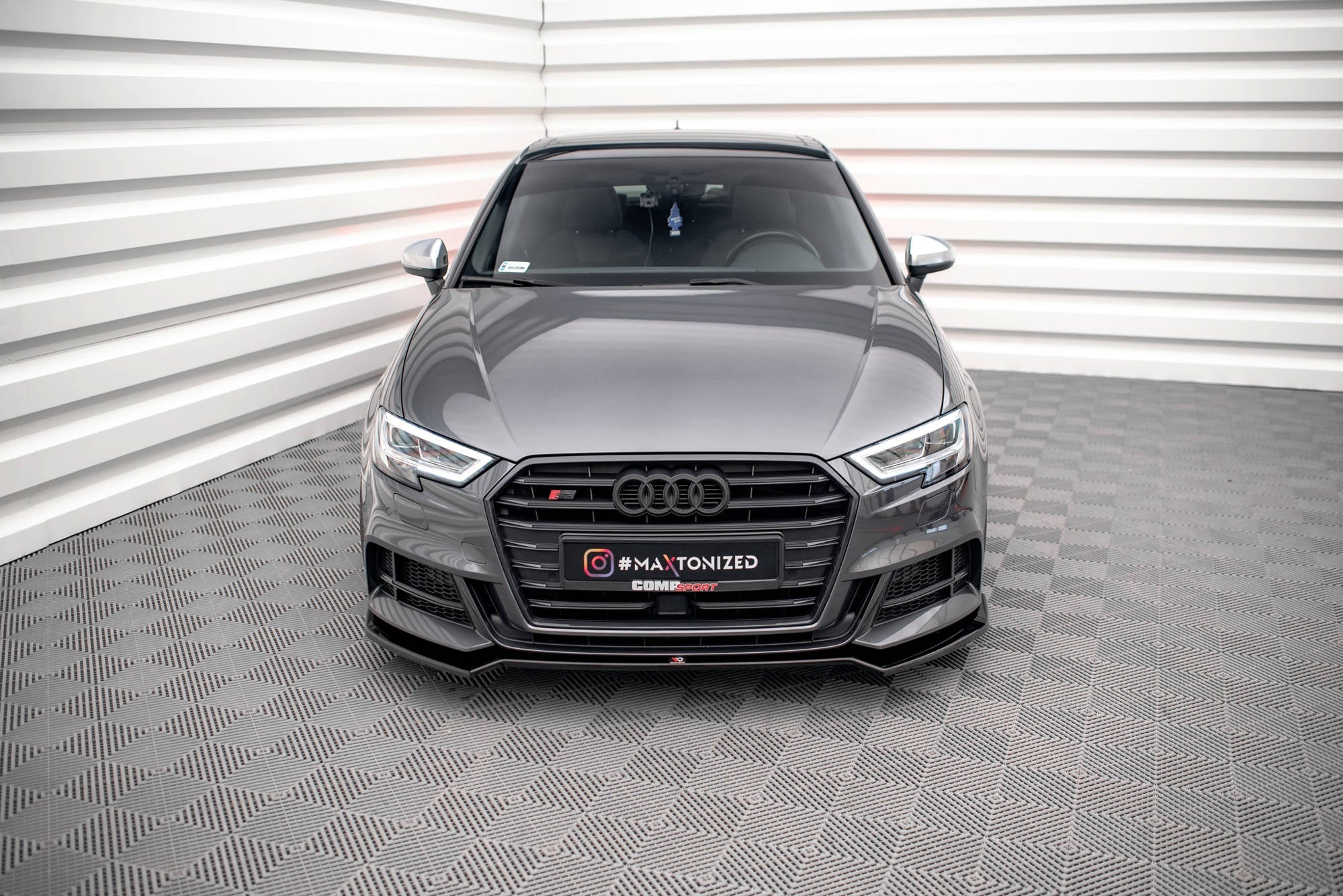 Maxton Design Splitter delantero V.2 para Audi S3 / A3 S-Line Sportback 8V Facelift - imagen 2