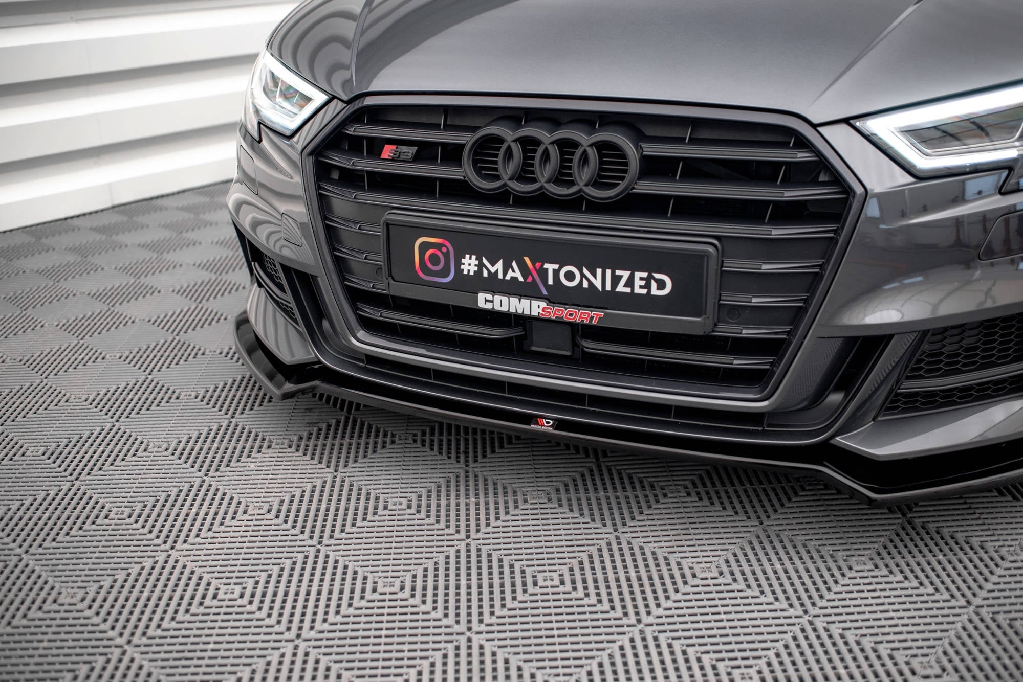 Maxton Design Splitter delantero V.2 para Audi S3 / A3 S-Line Sportback 8V Facelift - imagen 3