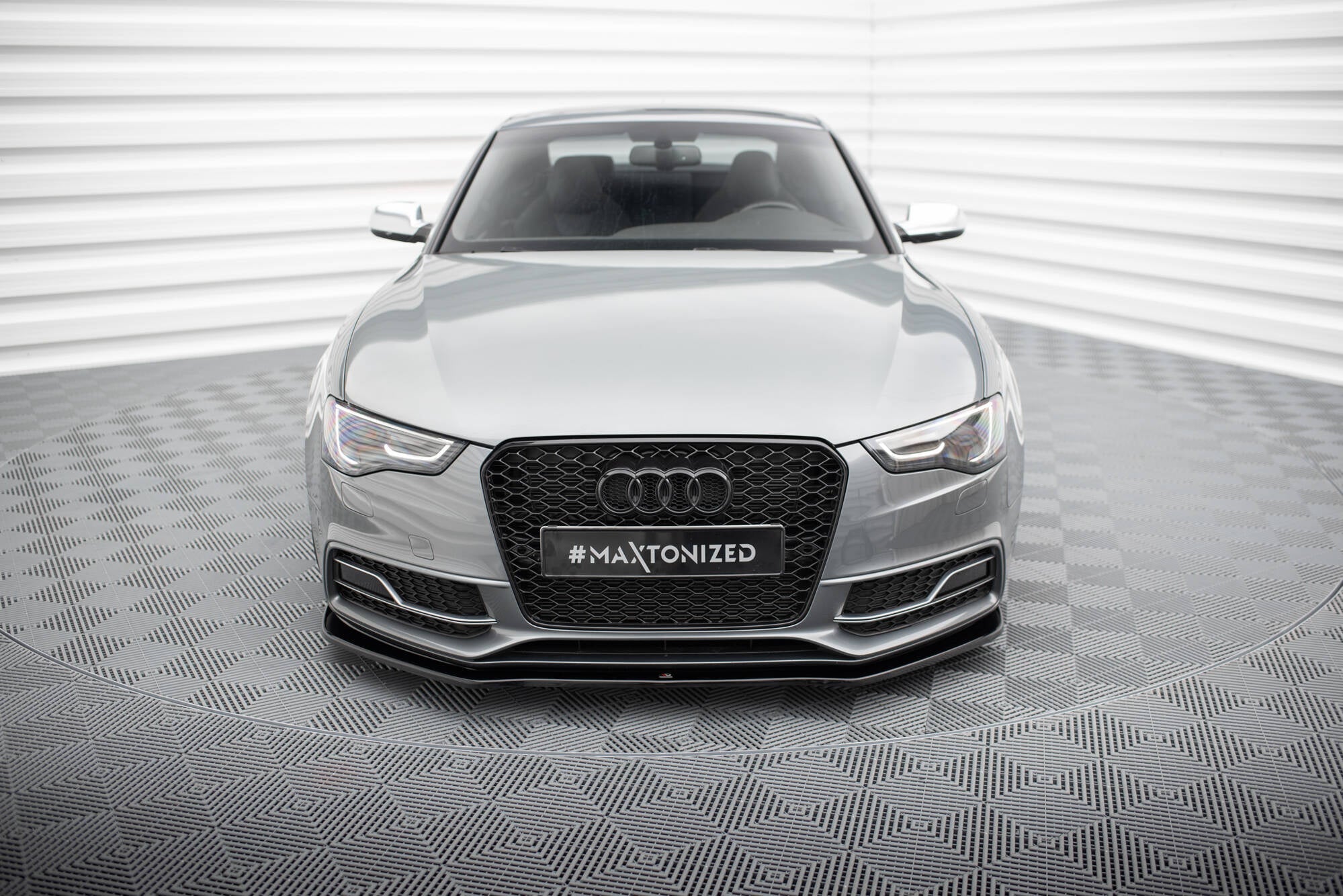 Maxton Design Splitter delantero V.2 para Audi S5 / A5 S-Line 8T Facelift - imagen 2