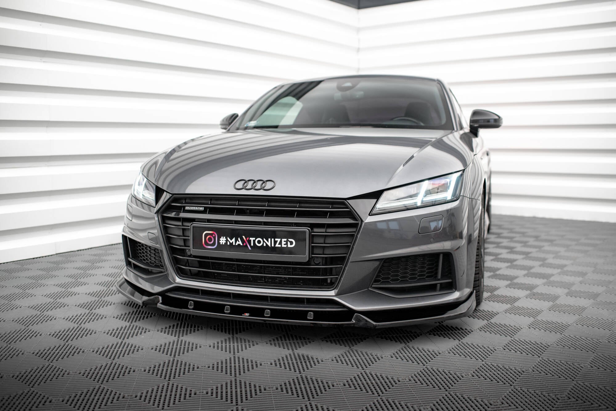 Maxton Design Splitter delantero V.2 para Audi TT S / S-Line 8S - imagen 1