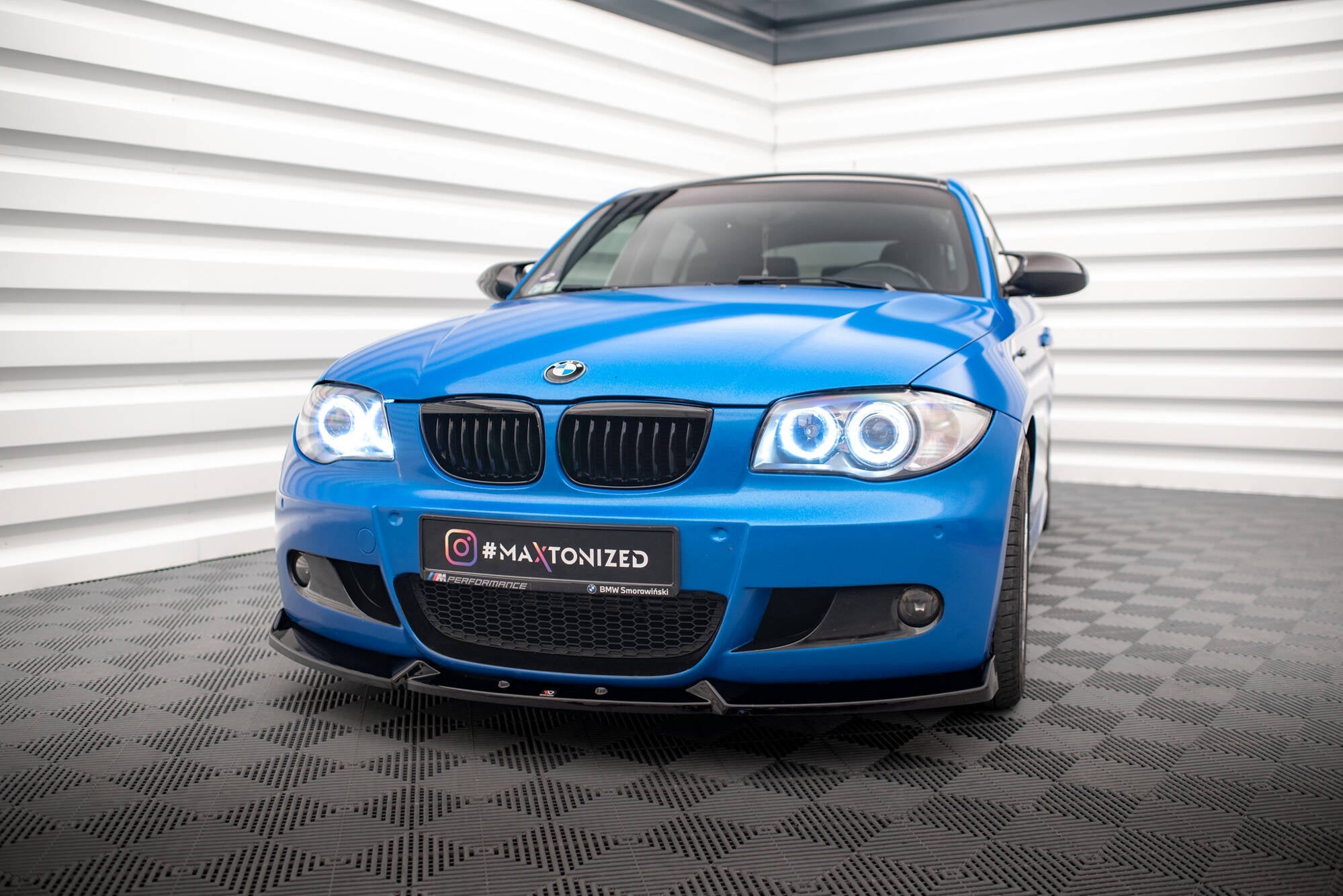 Maxton Design Splitter delantero V.2 para BMW 1 M-Pack E87 / E81 Facelift - imagen 1