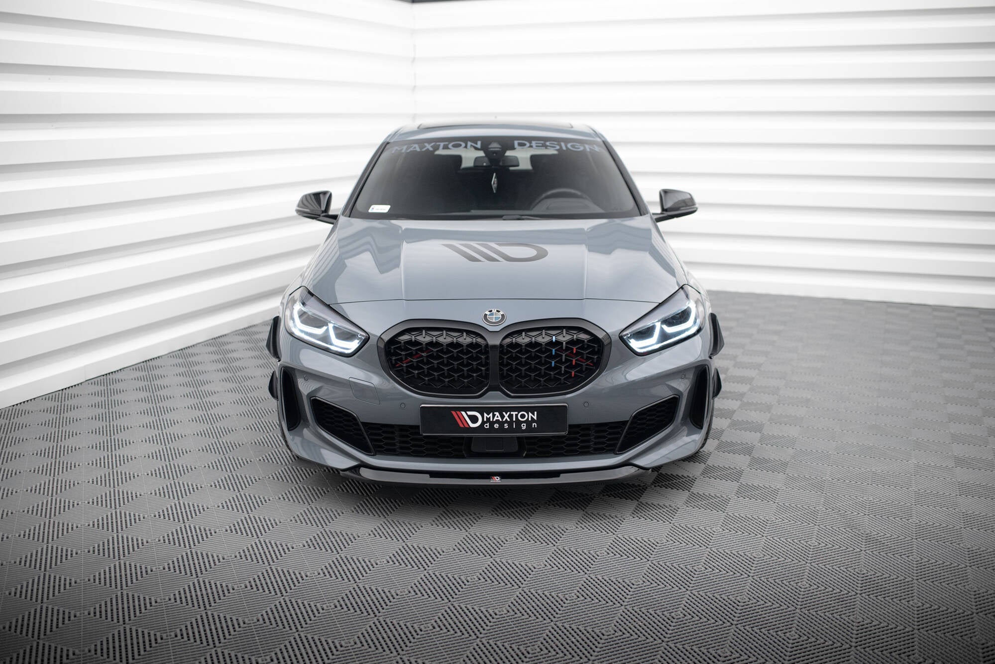 Maxton Design Splitter delantero V.2 para BMW 1 M-Pack/ M135i / 128ti F40 - imagen 2