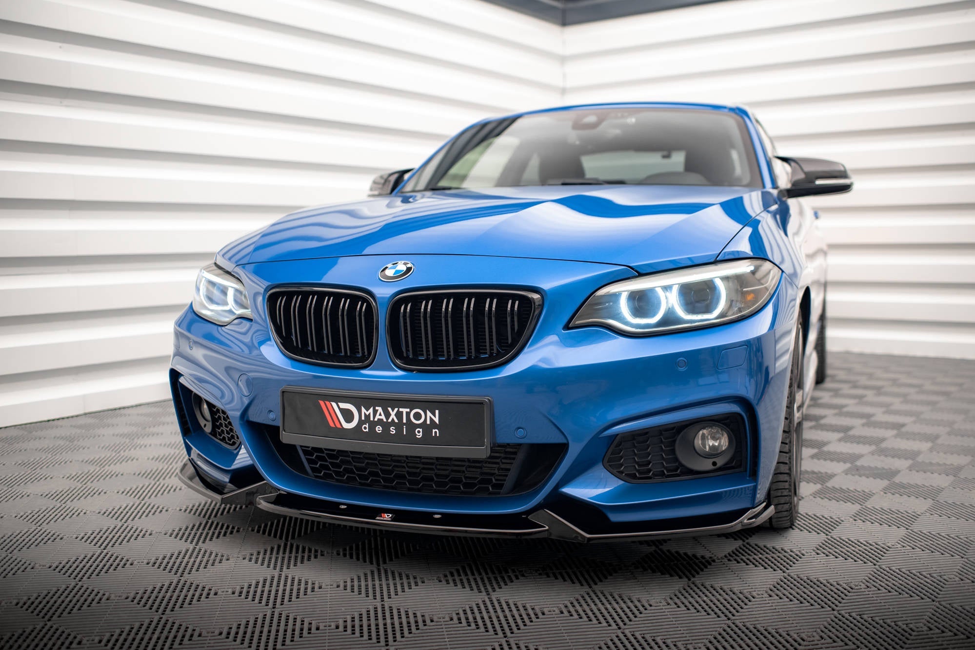 Maxton Design Splitter delantero V.2 para BMW 2 M-Pack F22 - imagen 1