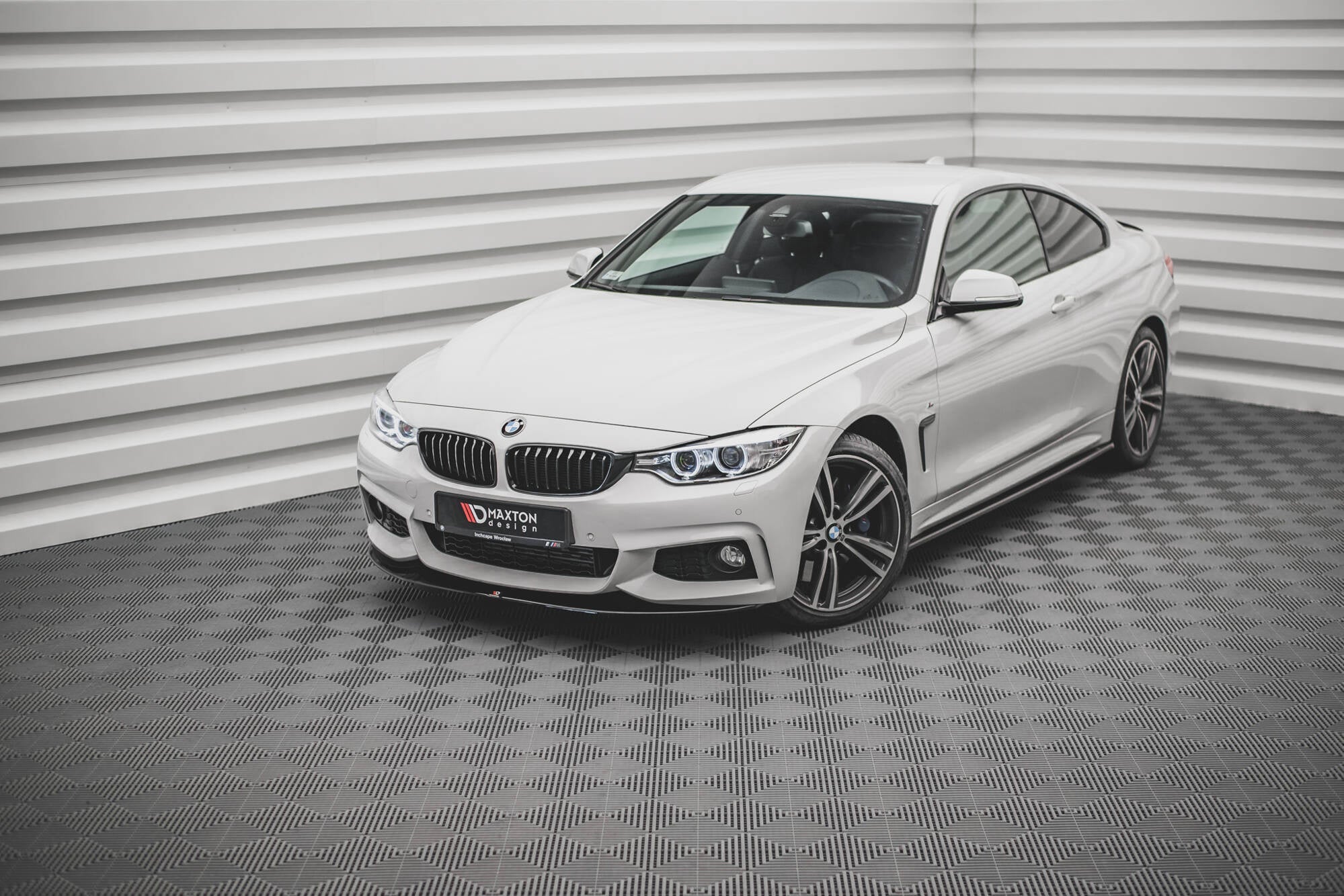 Maxton Design Splitter delantero V.2 para BMW 4 Coupe / Gran Coupe / Cabrio M-Pack F32 / F36 / F33 - imagen 5