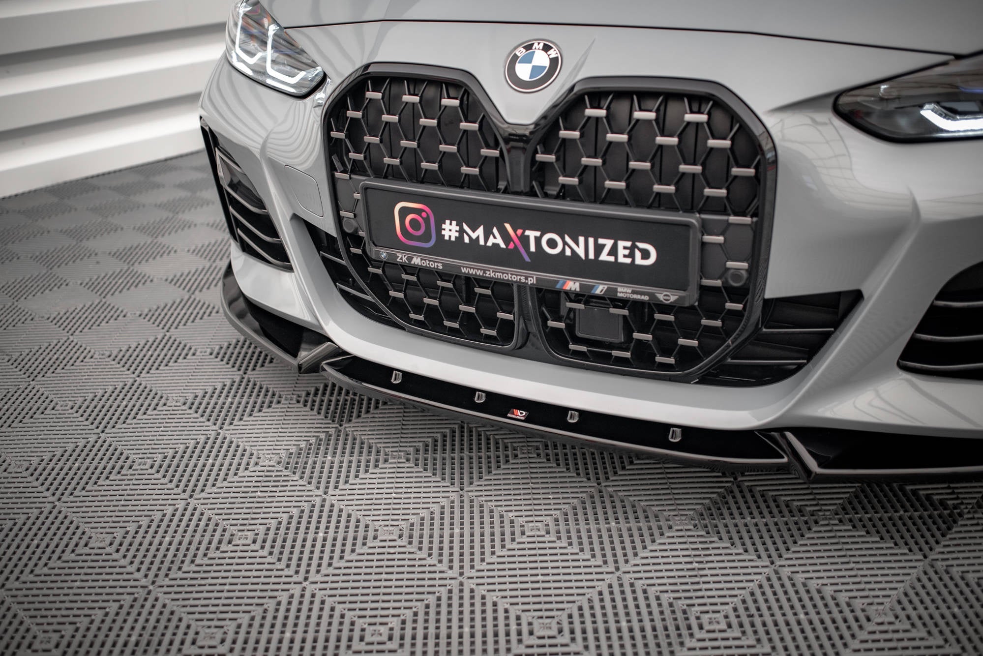 Maxton Design Splitter delantero V.2 para BMW 4 / i4 Gran Coupe M-Pack / M440i G26 - imagen 3