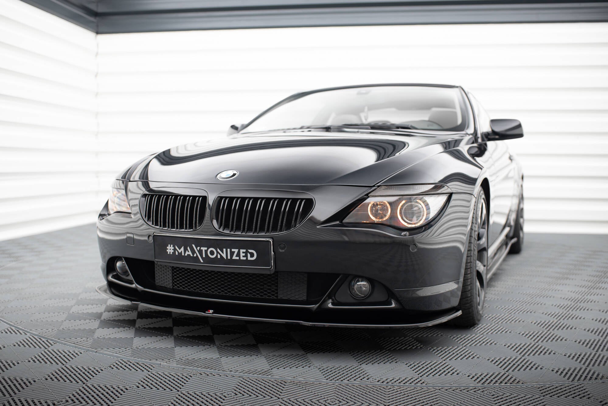 Maxton Design Splitter delantero V.2 para BMW 6 Coupe E63 / Cabrio E64 - imagen 1