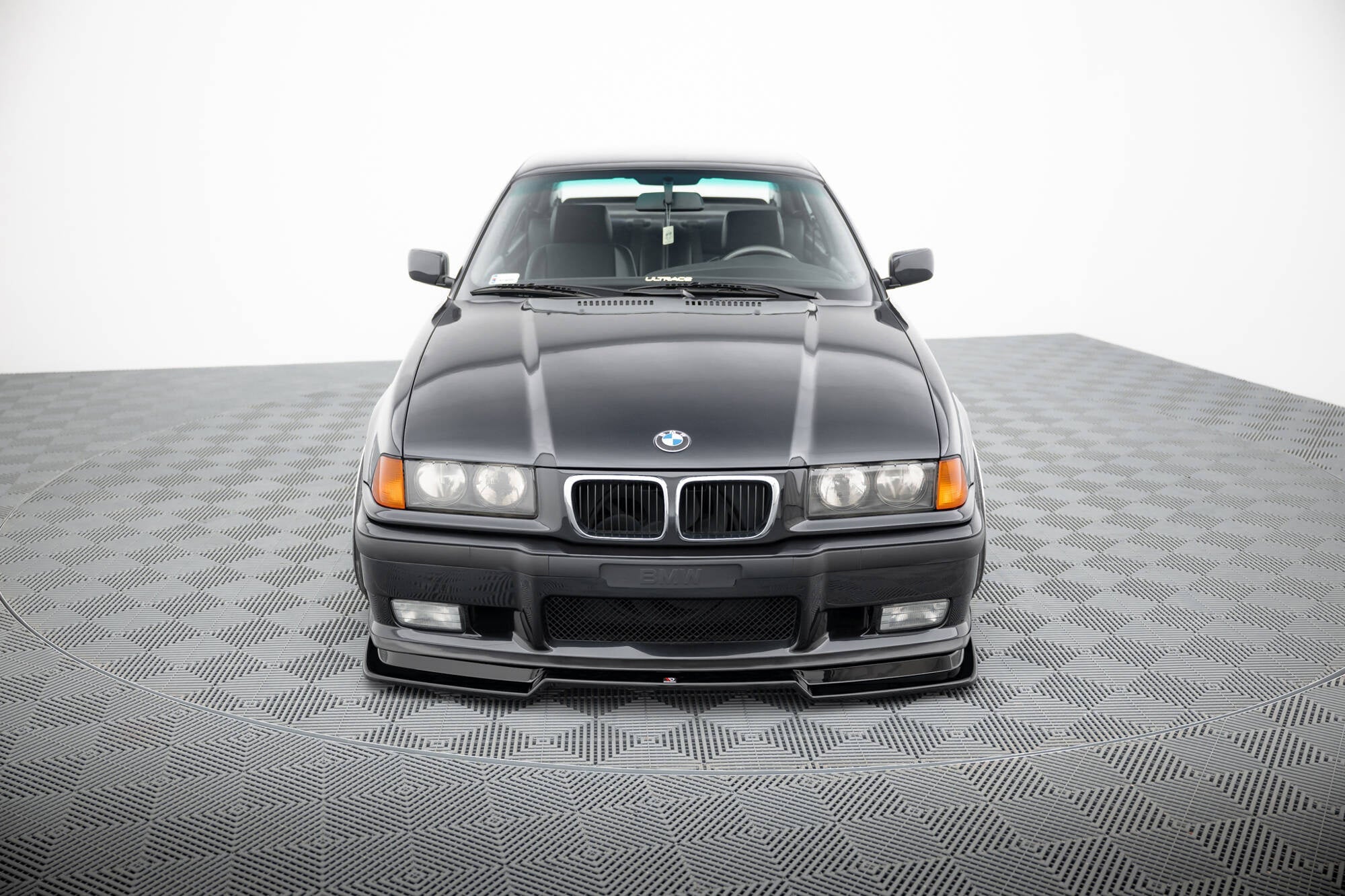 Maxton Design Splitter delantero V.2 para BMW M3 / 3 M-Pack E36 Coupe - imagen 2