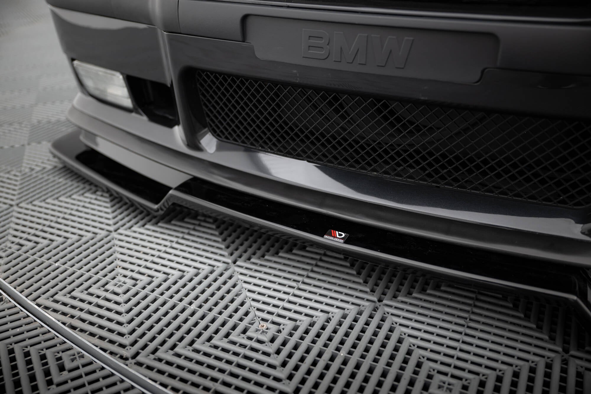 Maxton Design Splitter delantero V.2 para BMW M3 / 3 M-Pack E36 Coupe - imagen 3