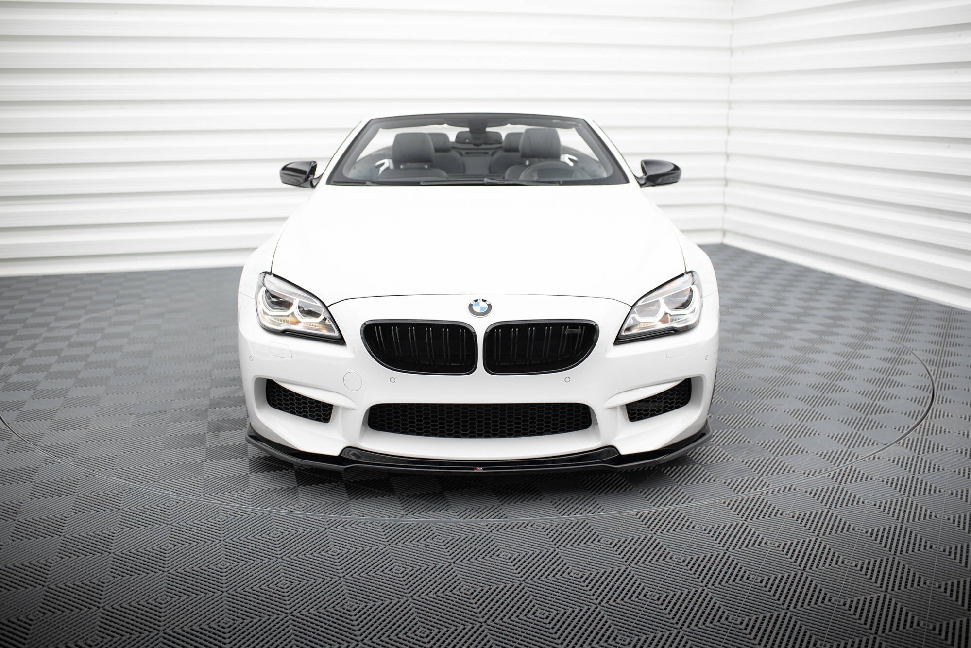Maxton Design Splitter delantero V.2 para BMW M6 Gran Coupe / Coupe / Cabriolet F06 / F13 / F12 - imagen 3