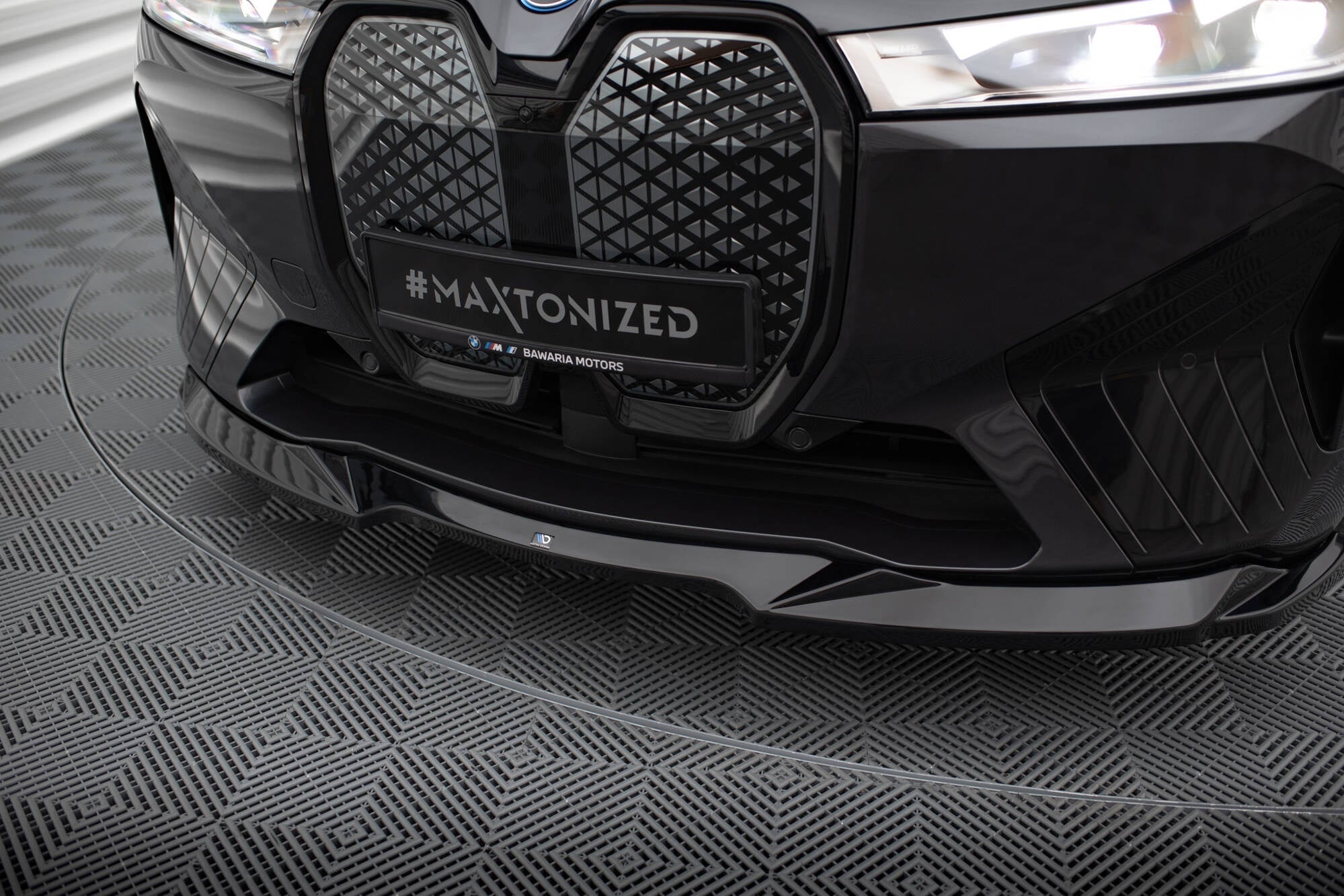 Maxton Design Splitter delantero V.2 para BMW iX M-Pack i20 - imagen 3