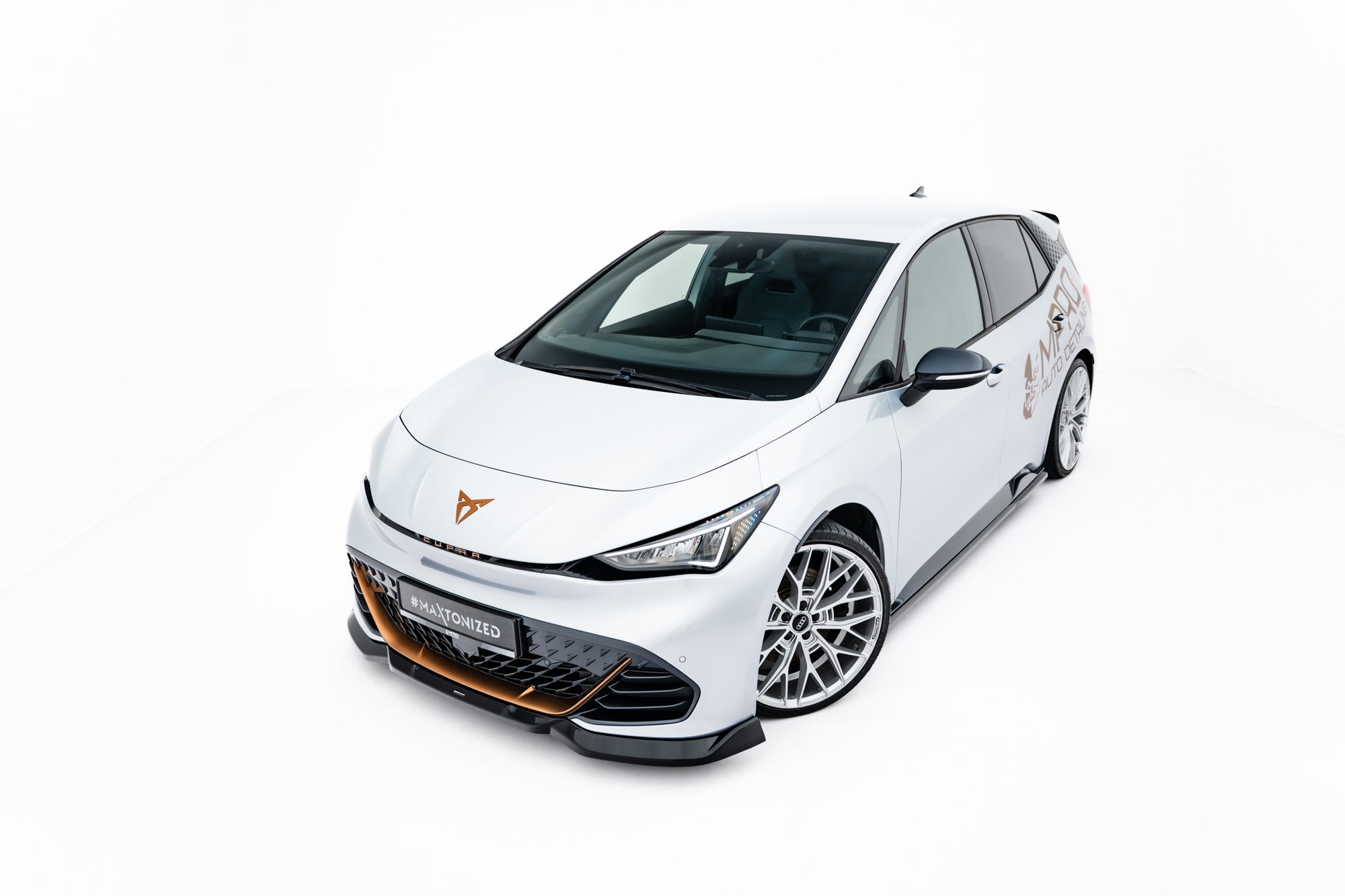 Maxton Design Splitter delantero V.2 para Cupra Born Mk1 - imagen 1