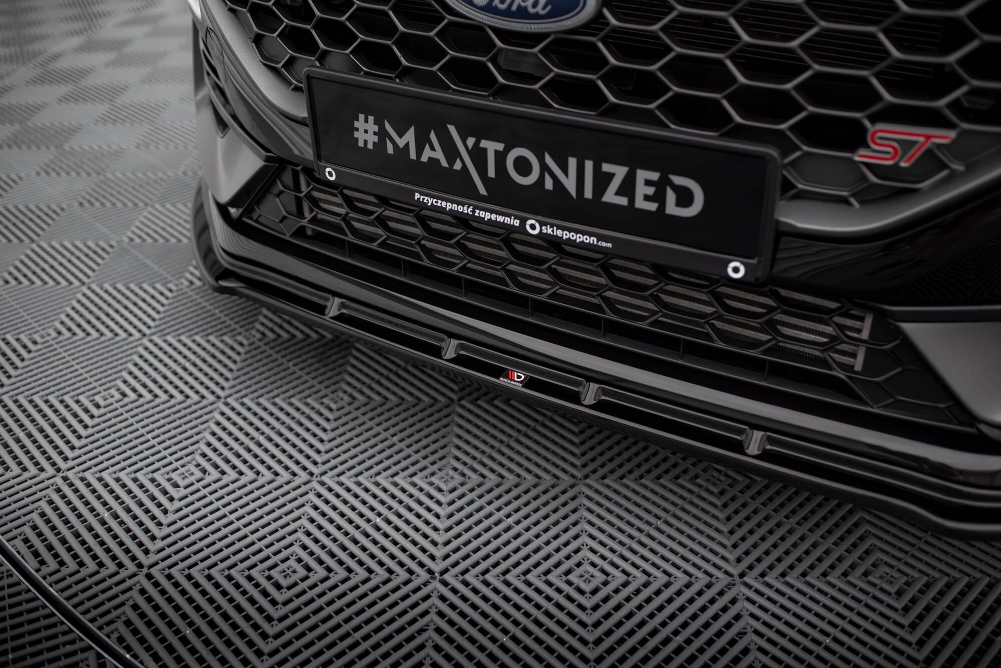 Maxton Design Splitter delantero V.2 para Ford Fiesta ST / ST-line Mk8 Facelift - imagen 3