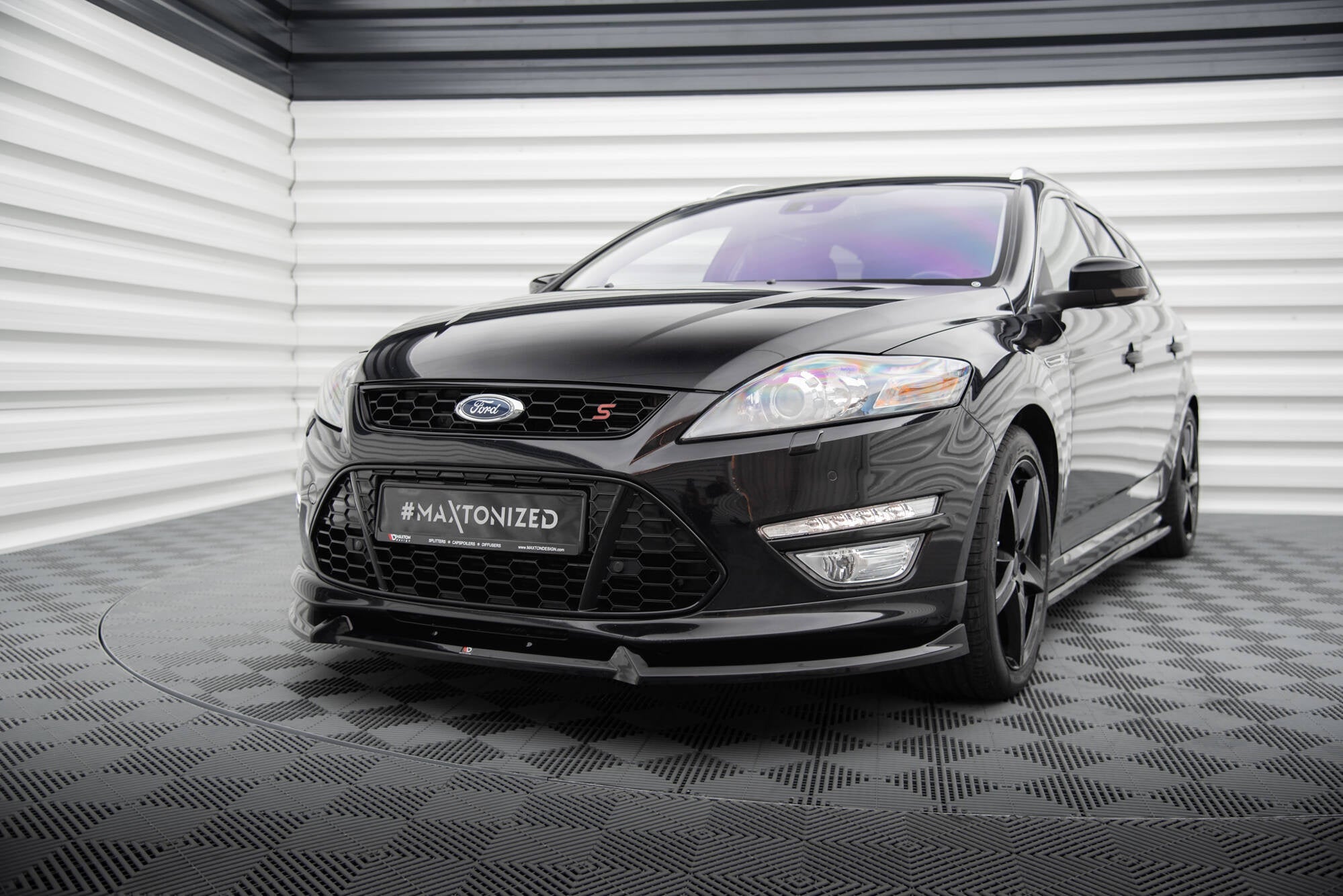 Maxton Design Splitter delantero V.2 para Ford Mondeo ST-Line Estate Mk4 Facelift - imagen 1