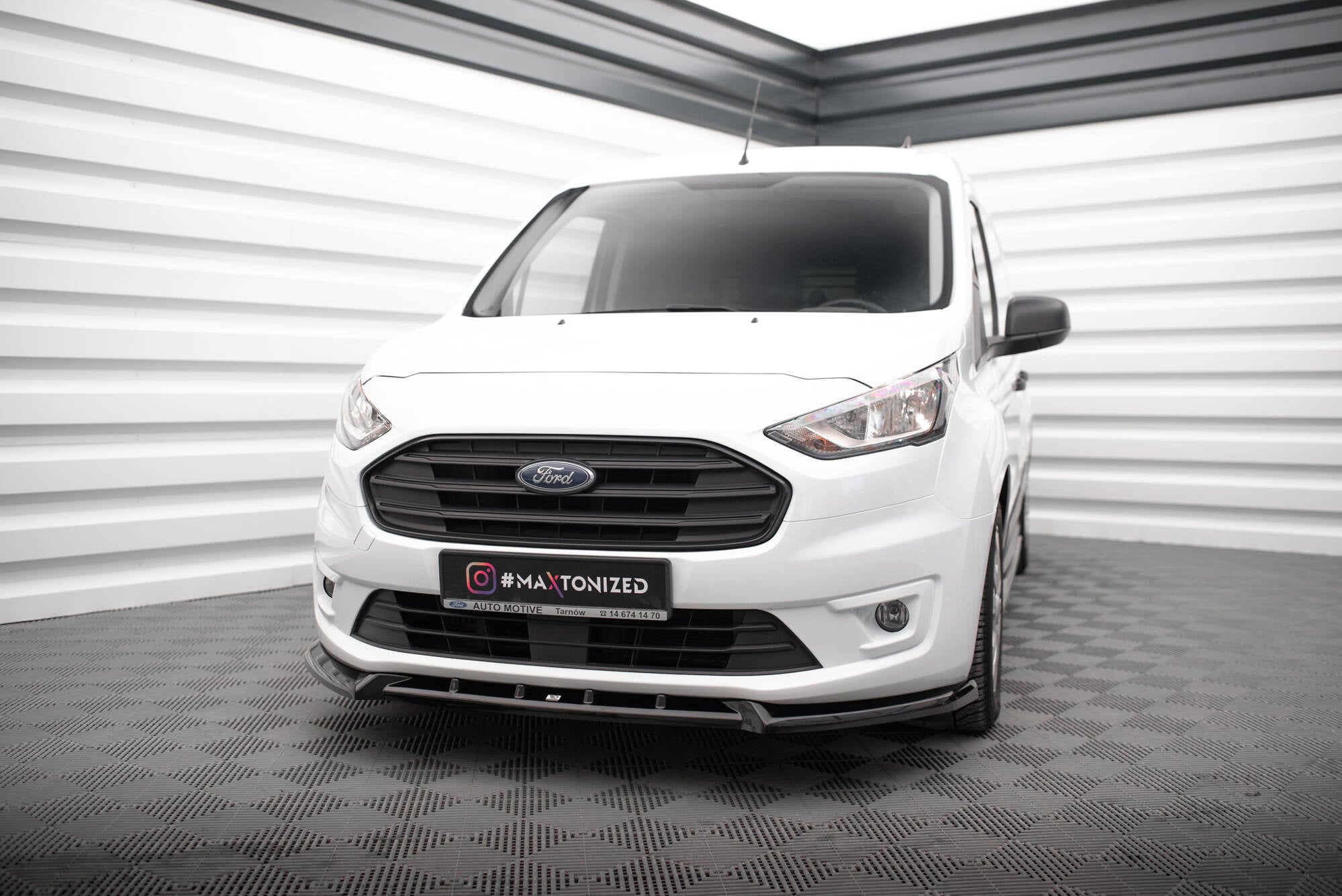 Maxton Design Splitter delantero V.2 para Ford Transit Connect Mk2 Facelift - imagen 1