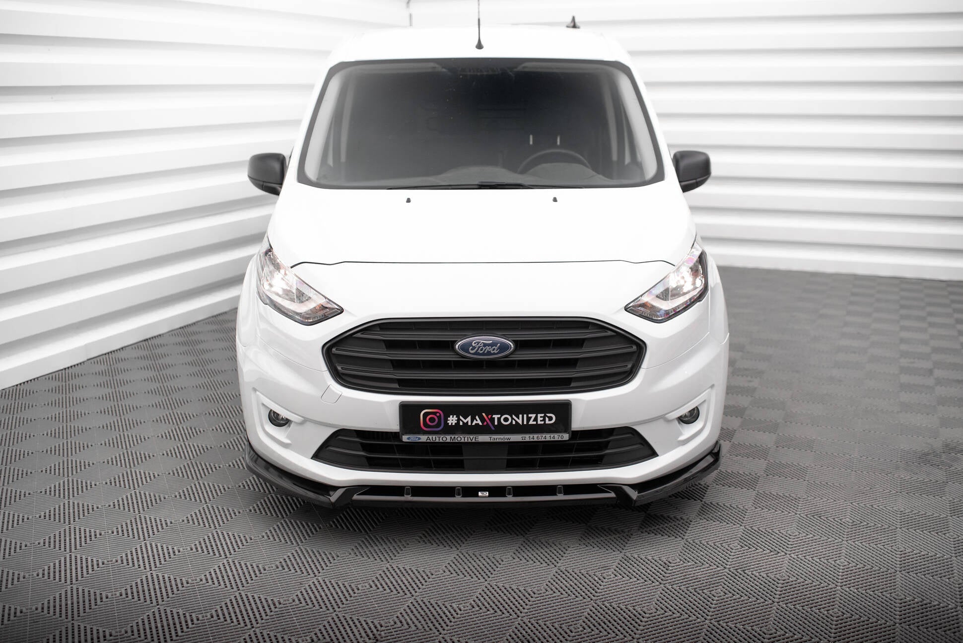 Maxton Design Splitter delantero V.2 para Ford Transit Connect Mk2 Facelift - imagen 2